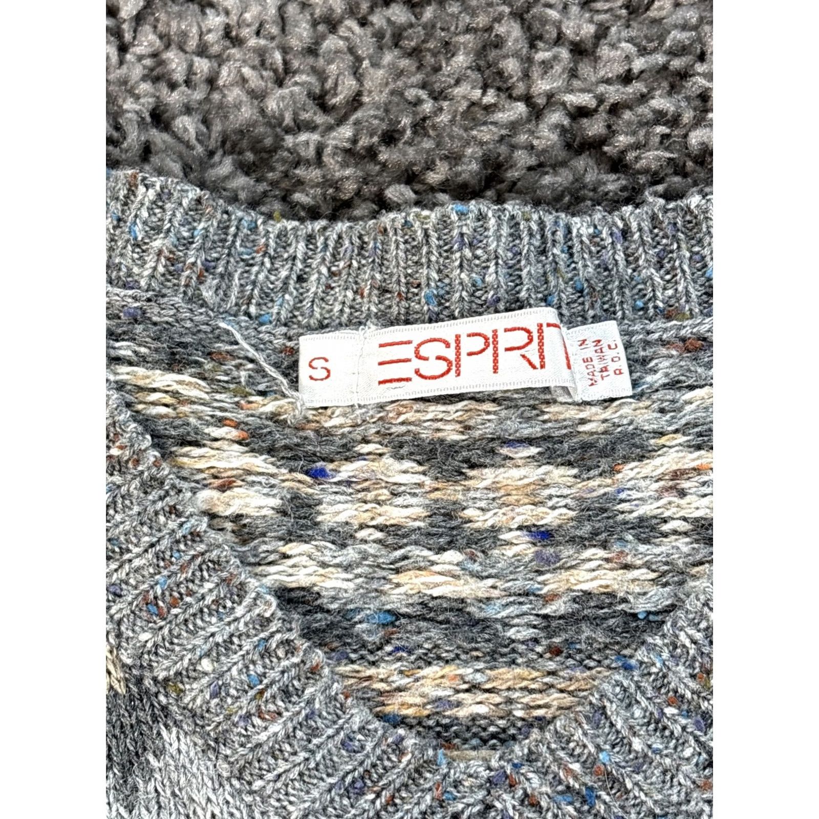 Esprit VINTAGE Esprit Sweater Womens S Gray Wool Blend Fair Isle Chunky-Knit V-Neck 90s Pullover Mens? Size S / US 4 / IT 40 - 4 Thumbnail