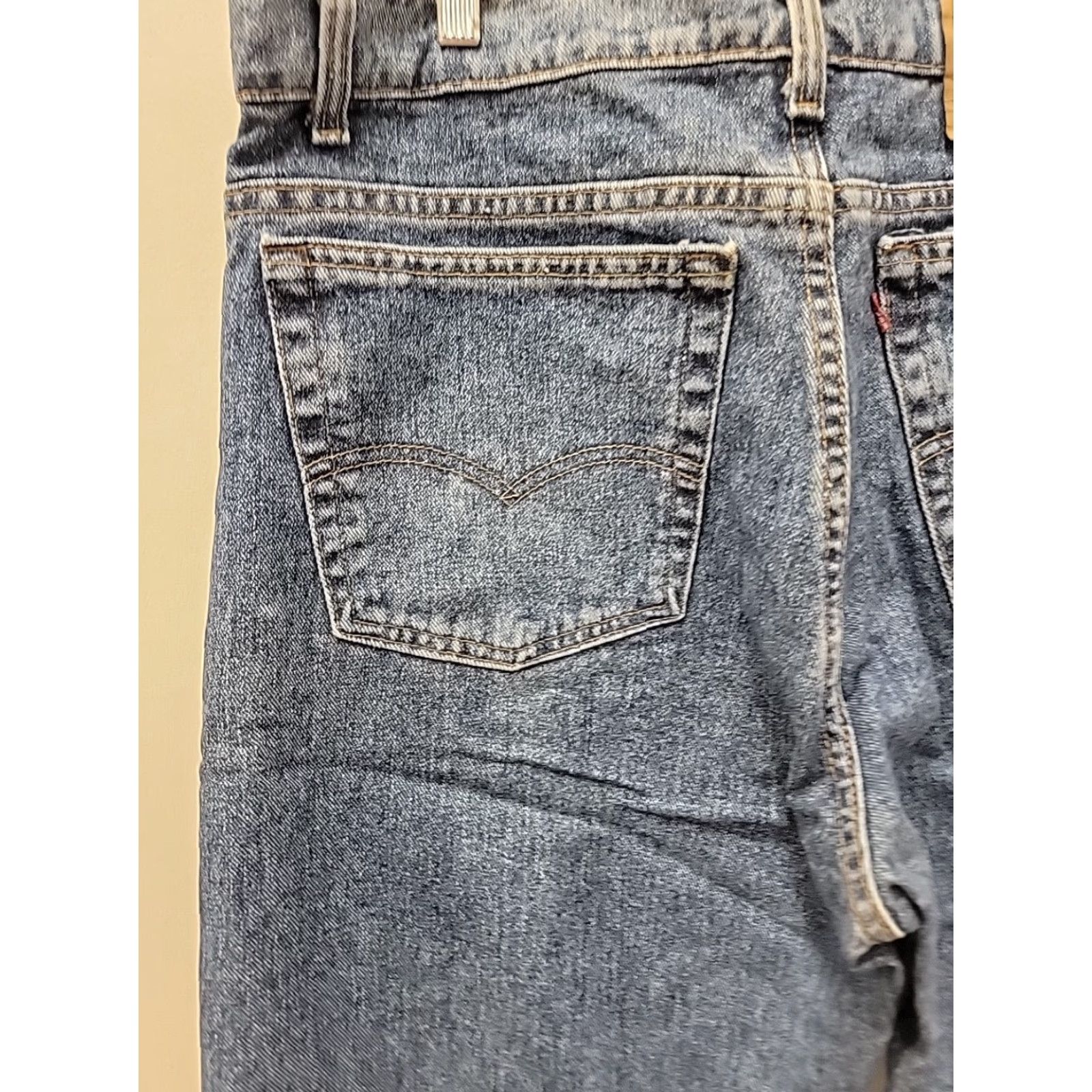 Levi's VINTAGE Levi's 550 Jeans Mens Relaxed Fit Blue Denim 38x32 5-Pocket Design Distressed Size US 38 / EU 54 - 5 Thumbnail