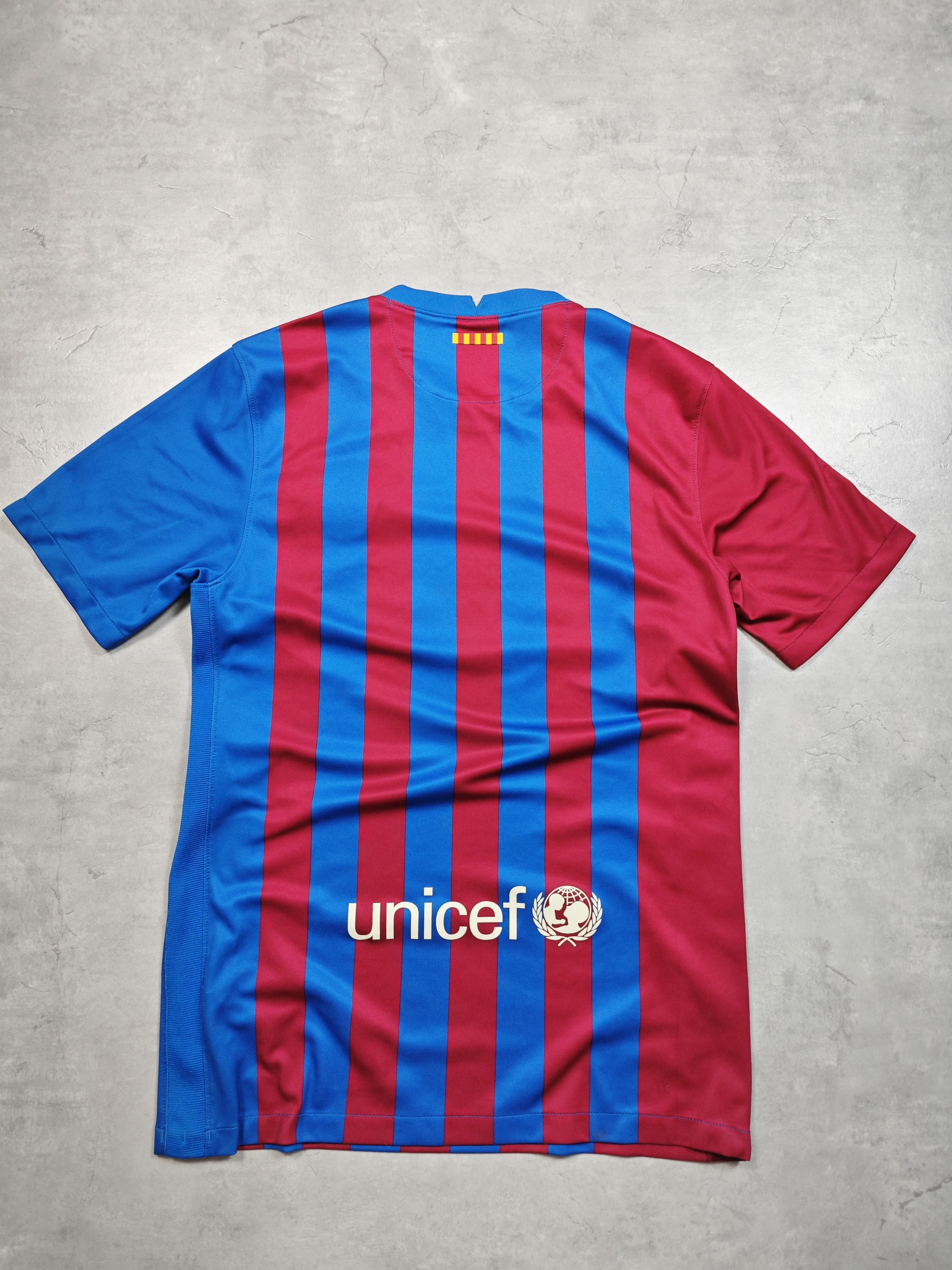 Nike Nike Barcelona 2021-2022 Size US S / EU 44-46 / 1 - 5 Thumbnail