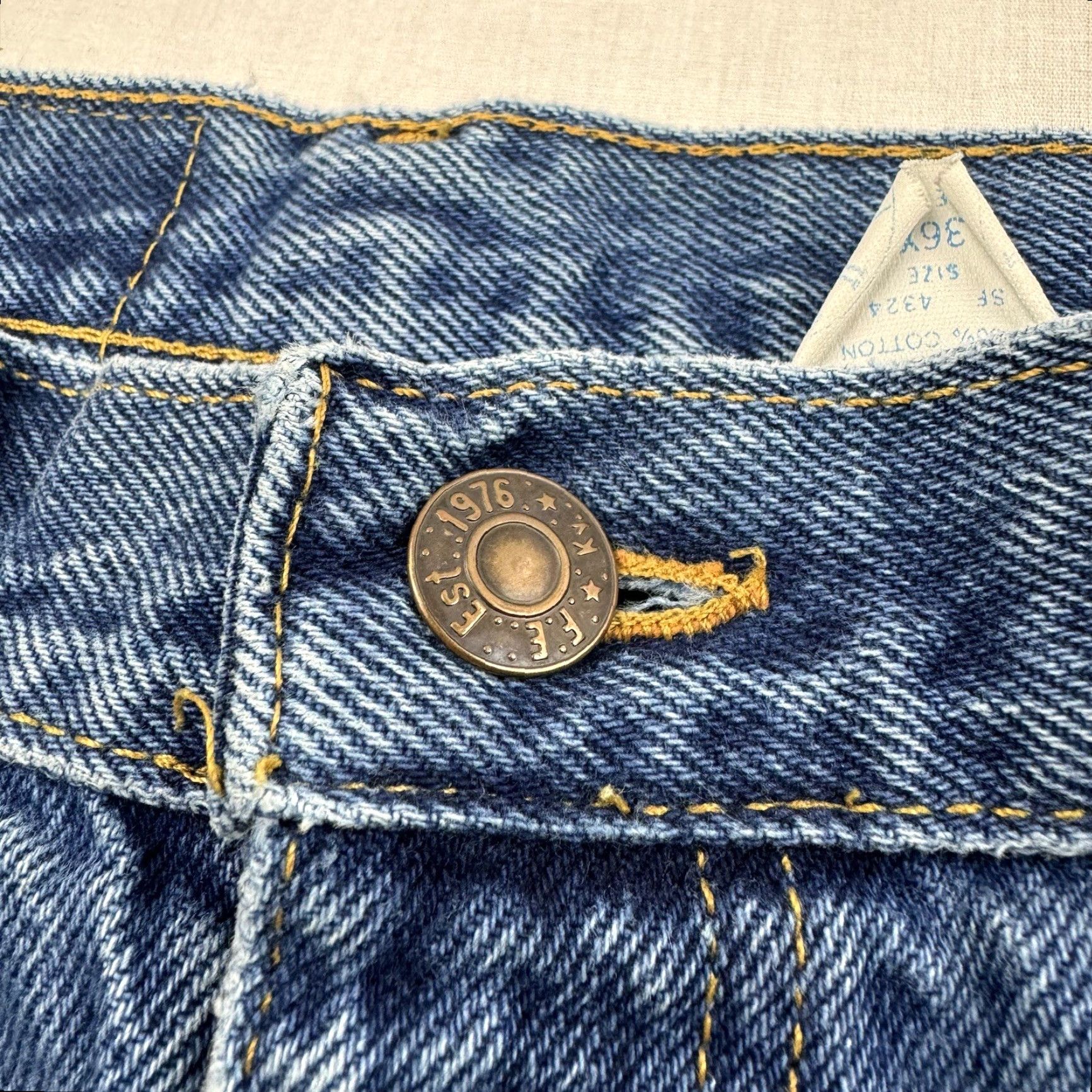 Vintage Vintage Blue Label Jeans 36x30 Blue American USA Zipper 1970s Pants Cotton Denim Straight Regular Men USA 70s Size US 36 / EU 52 - 3 Thumbnail