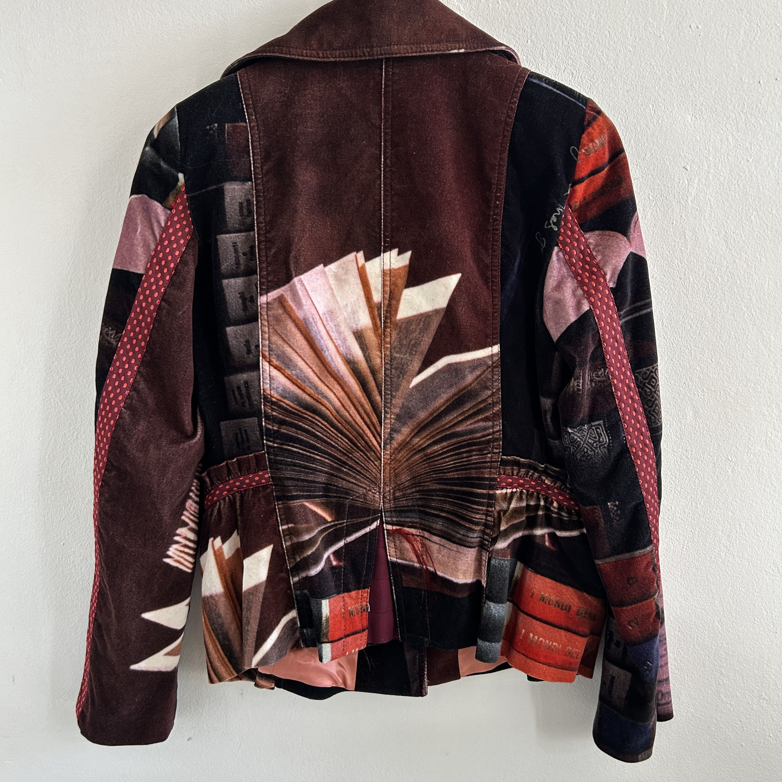 Vintage Vintage Y2K Cotton Velvet Book Print Blazer Size M / US 6-8 / IT 42-44 - 9 Thumbnail