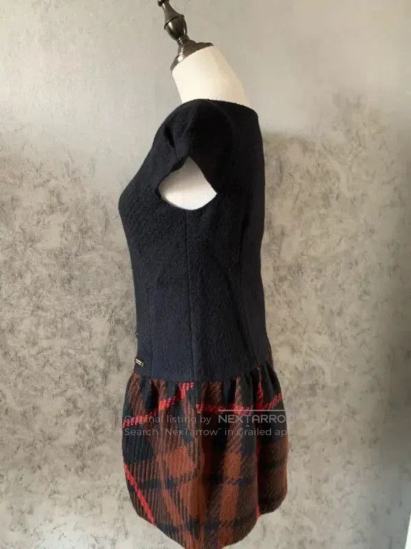 Burberry Burberry Colorblock Wool Short Sleeve Dress. Size M / US 6-8 / IT 42-44 - 4 Thumbnail