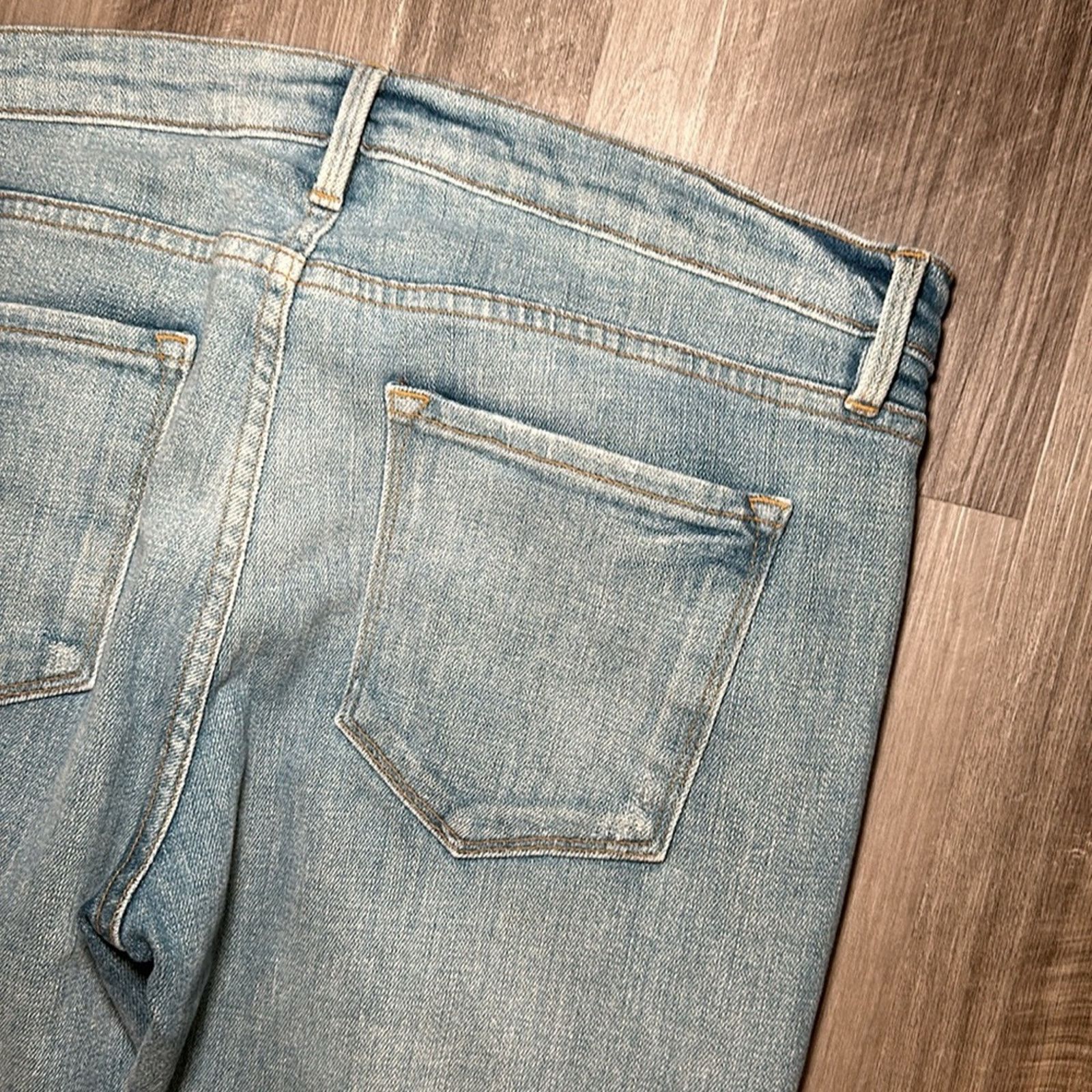 Frame Frame Le Garçon Lucielle Distressed Boyfriend Jeans - 28 Size 28" / US 6 / IT 42 - 4 Thumbnail