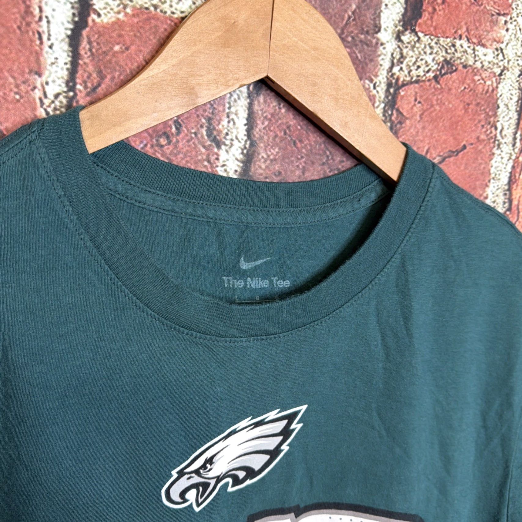 Nike Nike Mens T Shirt Large Jason Kelce Philadelphia Eagles Green Cotton Crew Neck Short Sleeve Mens Regular Fit Vintage: No Size US L / EU 52-54 / 3 - 2 Thumbnail