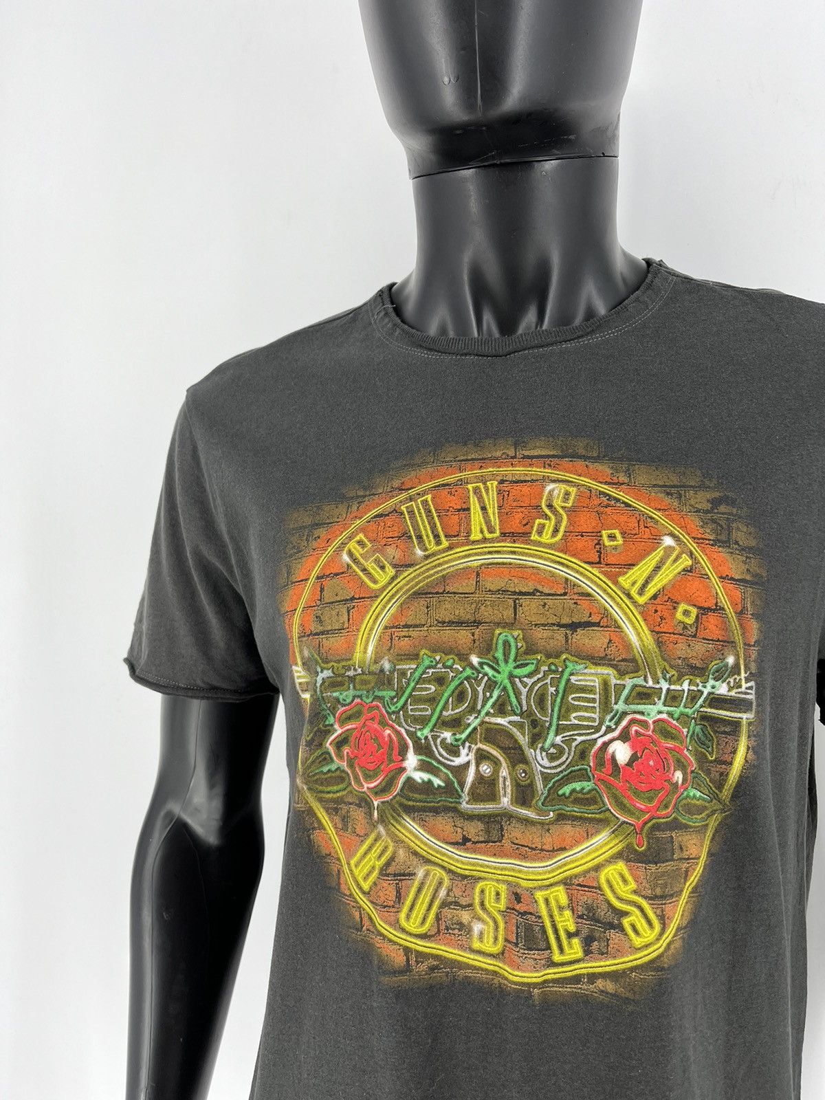 Band Tees Vintage Guns N’ Roses 🌹 Big Logo Double Sided T-Shirt Size US L / EU 52-54 / 3 - 6 Thumbnail