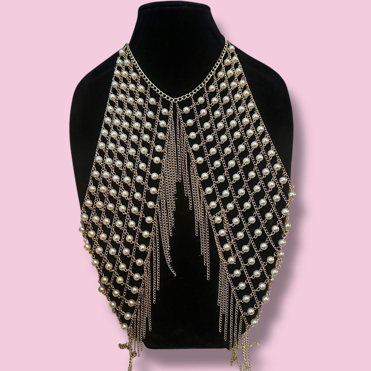 Other Gold tone chains and pearls body chain necklace Size ONE SIZE - 4 Thumbnail