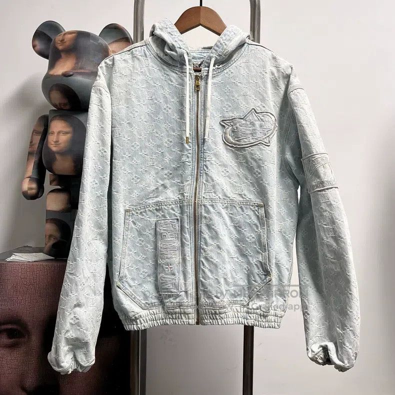 Louis Vuitton Louis Vuitton Nba full print denim jacket Size US M / EU 48-50 / 2 - 1 Thumbnail