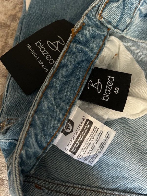 Vintage Blazed Sz 40 / L Wide Flared Jeans Denim Rare NWT Size 40" / US 18 - 7 Thumbnail