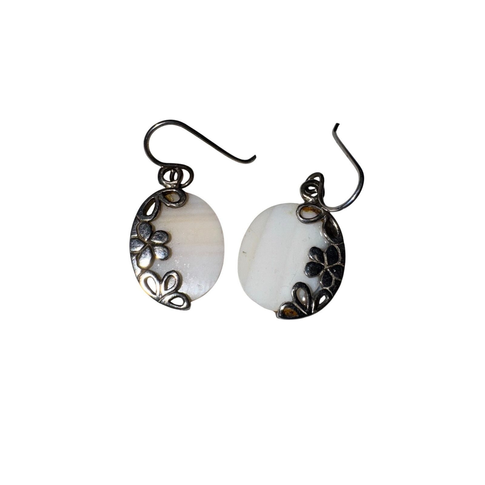 Vintage Earrings /Mother of Pearl / 925 Sterling Silver/Vintage /EUC Size ONE SIZE - 5 Thumbnail