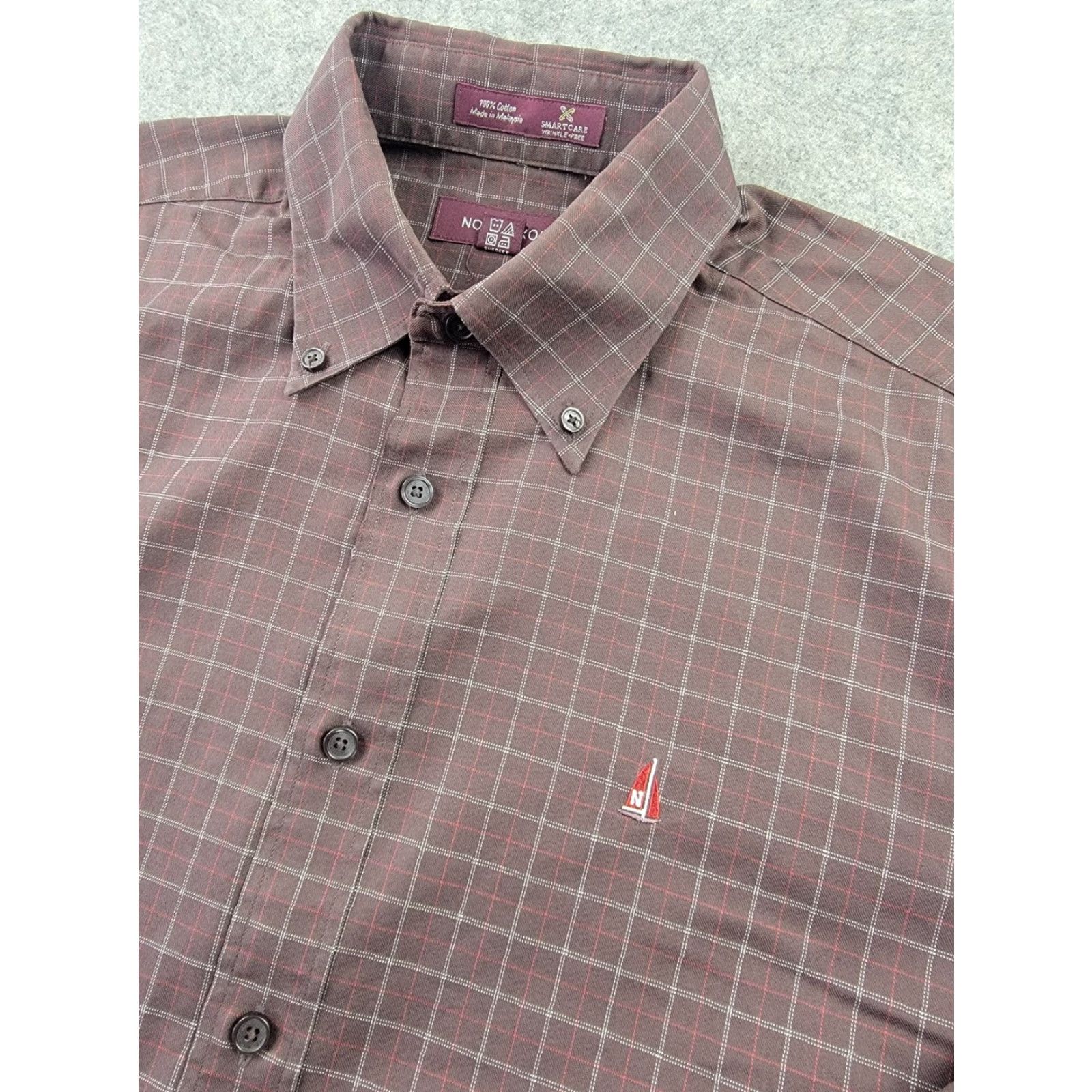 Nordstrom Nordstrom Shirt Mens Medium Maroon Plaid Button Down 100% Cotton Wrinkle Free Compact Mens Button-Up Shirt with Embroidered Accents, Regular Fit Size US M / EU 48-50 / 2 - 2 Thumbnail