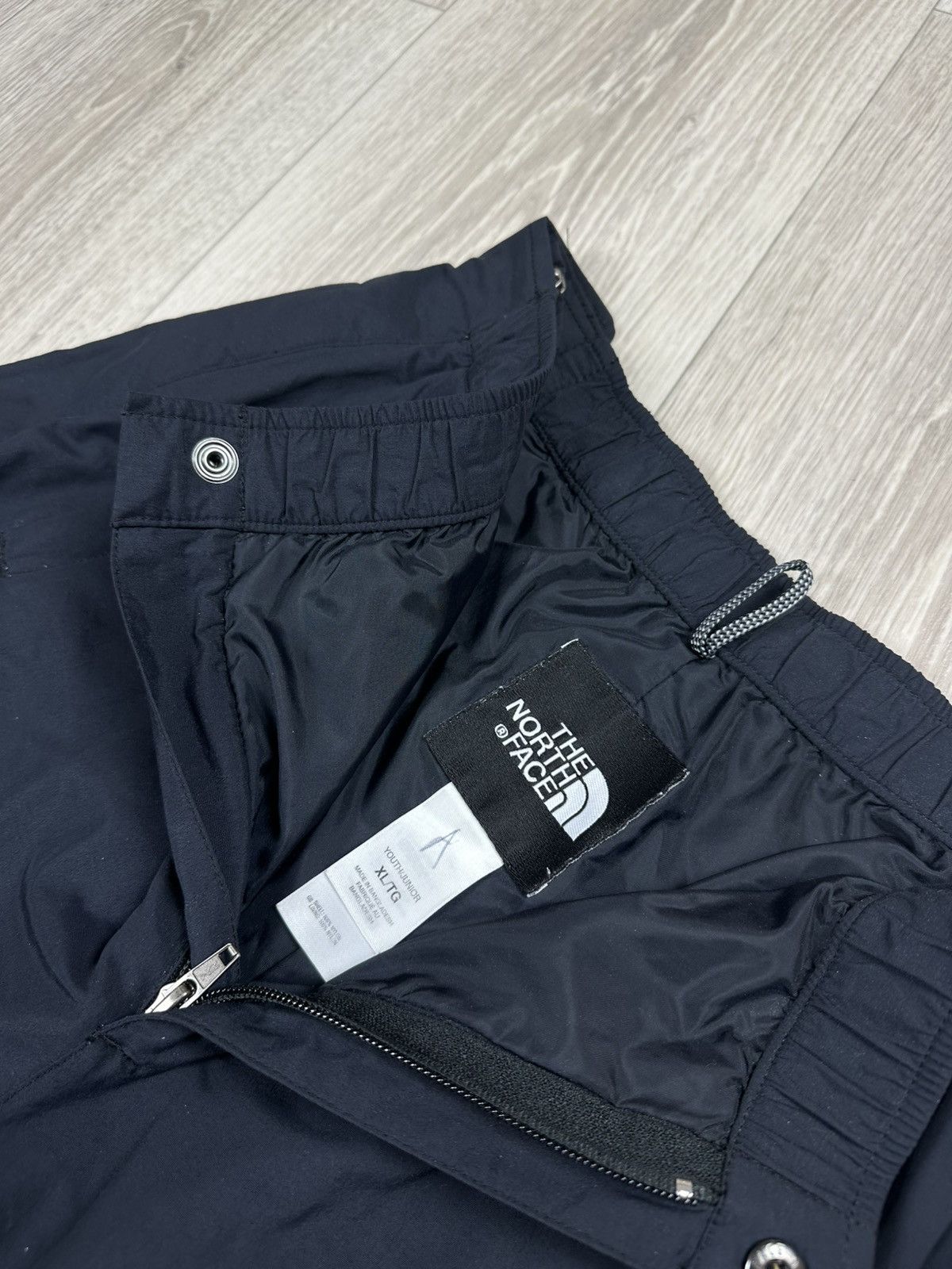 The North Face Vintage The North Face Ski Pants Outdoor Size US 30 / EU 46 - 9 Thumbnail