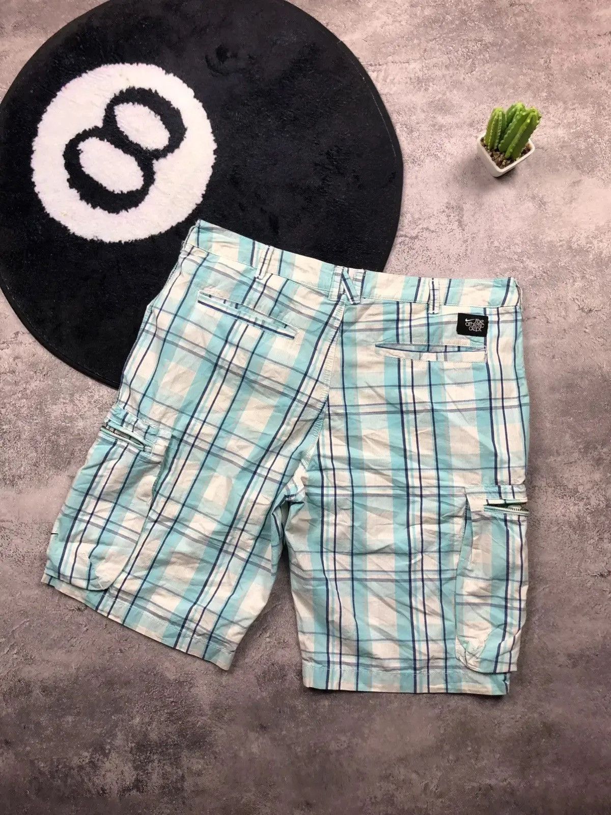 Nike NIKE Vintage Hype Cargo Checkered Shorts Streetwear MiniLogo Size US 34 / EU 50 - 1 Thumbnail