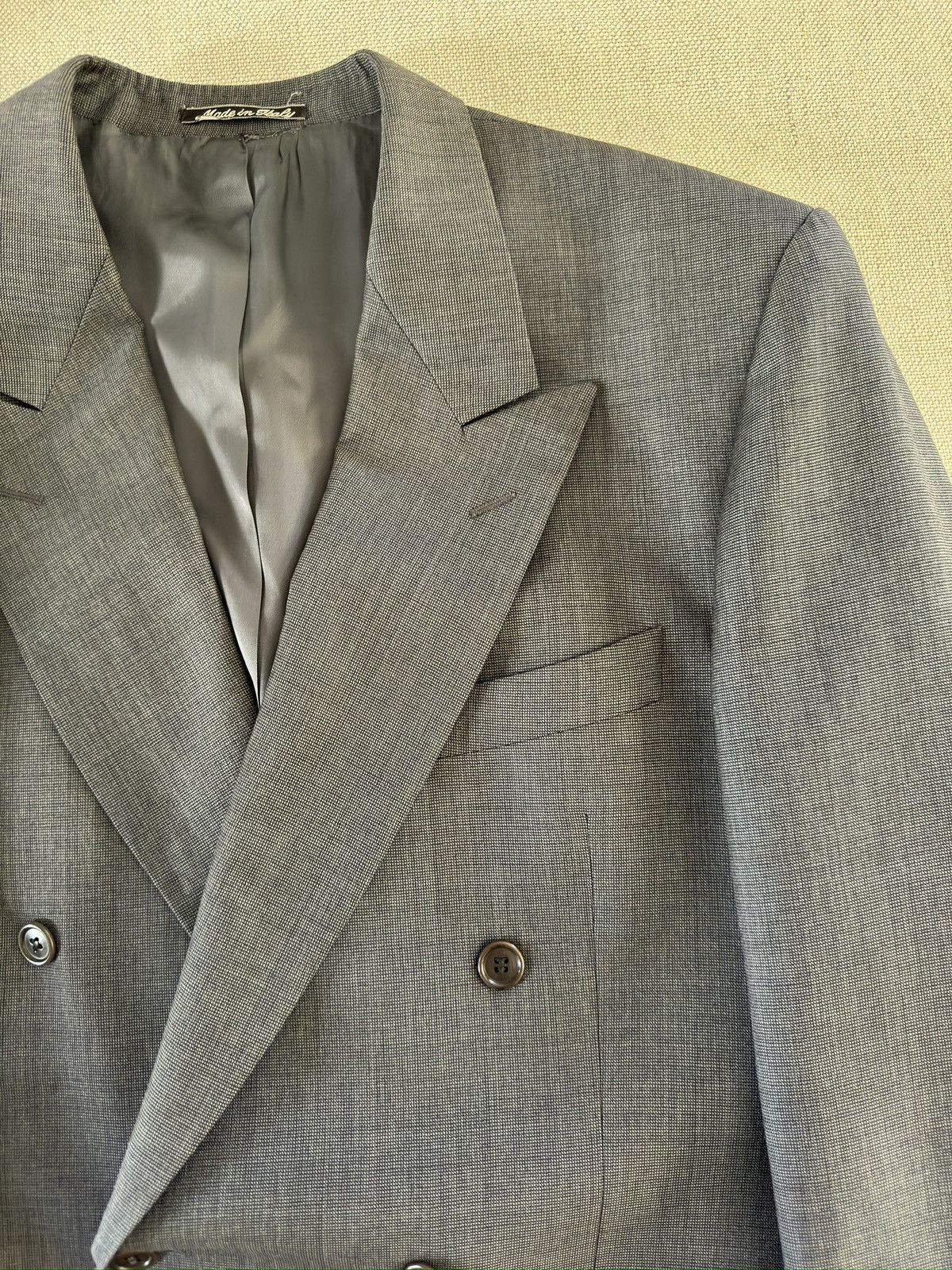 Bergdorf Goodman × Valentino Valentino Made In Italy DB Peak Lapel Wool Suit in Grey 40L Size 40L - 11 Thumbnail