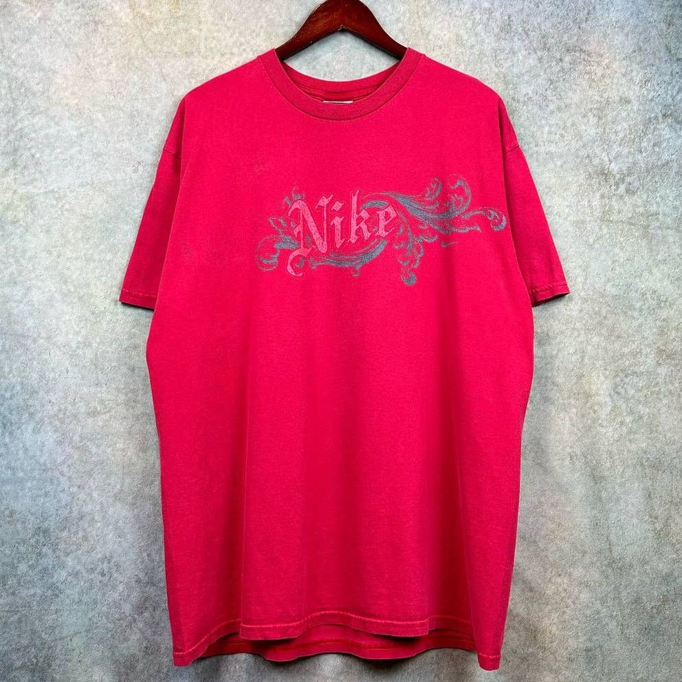 Nike × Vintage Vintage Nike Spell Out T Shirt Sz XL Y2K Red Script Logo Size US XL / EU 56 / 4 - 1 Thumbnail