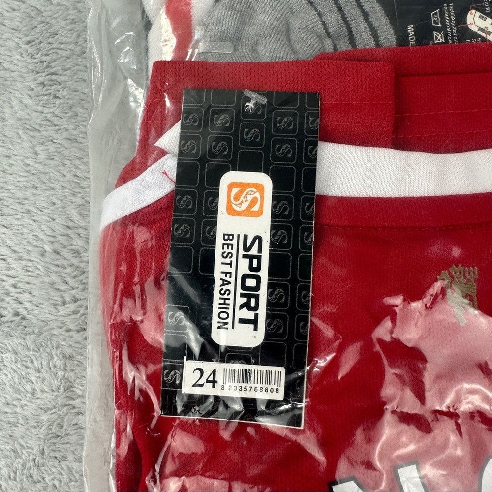 Other Cristiano Ronaldo NWT Kids Soccer Jersey, Shorts & Socks Sz Size US S / EU 44-46 / 1 - 5 Thumbnail