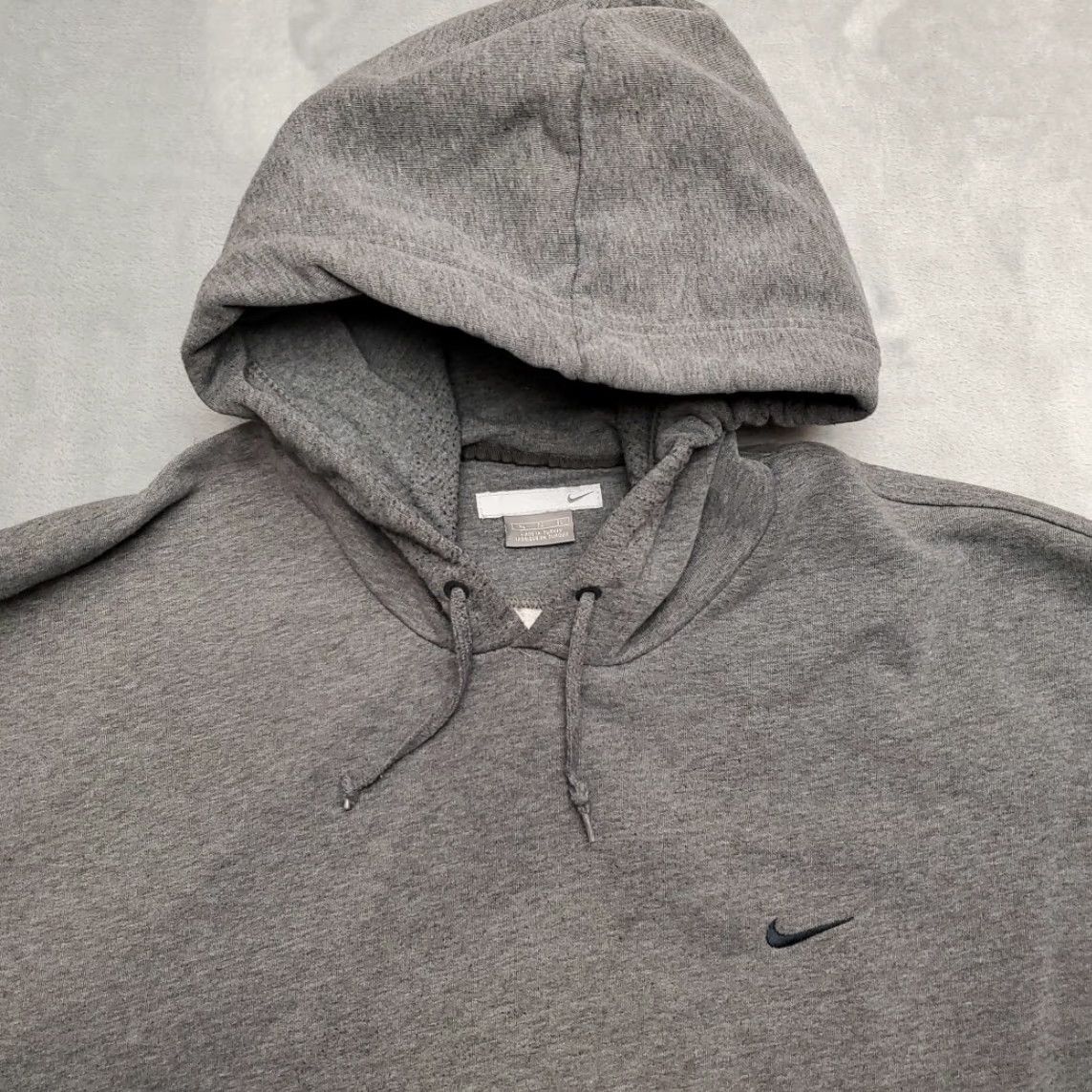 Nike VINTAGE Nike Hoodie Men XL Gray Hooded Embroidered Logo Fleece Sweatshirt Retro 90s Size US XL / EU 56 / 4 - 3 Thumbnail