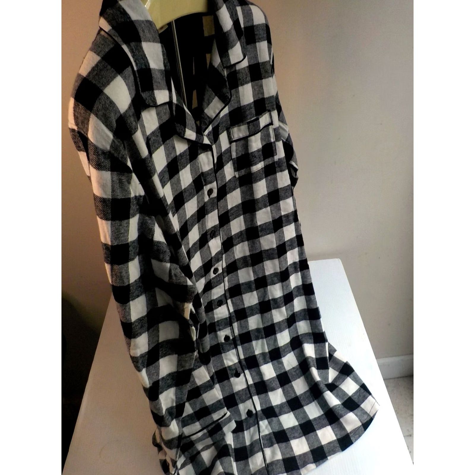 Vintage Aspen Buffalo Plaid Womens Night Shirt Black/Ivory 100% Cotton SZ L NWT Size L / US 10 / IT 46 - 3 Thumbnail