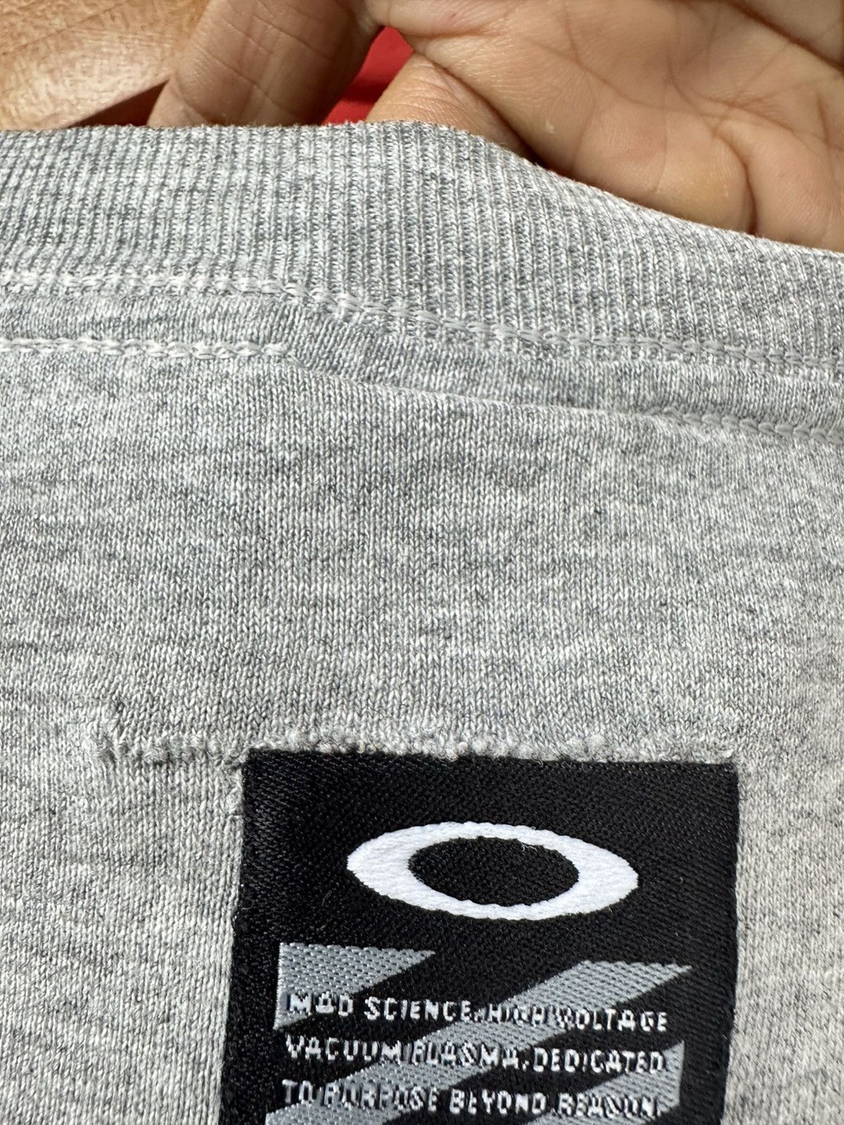Oakley Vintage 90s Oakley Software 3D Center Logo Tee Size US XL / EU 56 / 4 - 4 Thumbnail