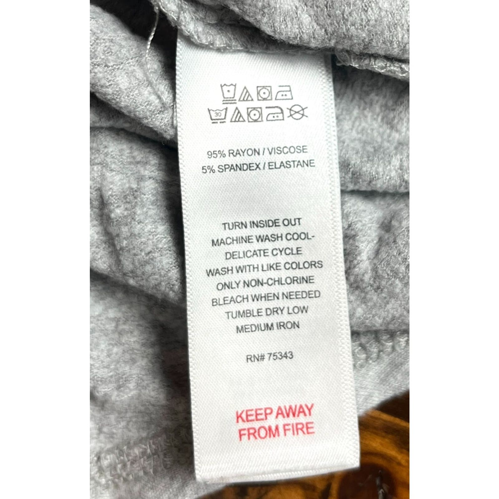 Vintage TABITHA WEBB Shirt, Women's XS Gray Long Sleeve Sleepwear, Sleepshirt, Regular, Solid, Fall Spring Summer, Womens, Size XS Size XS / US 0-2 / IT 36-38 - 6 Thumbnail