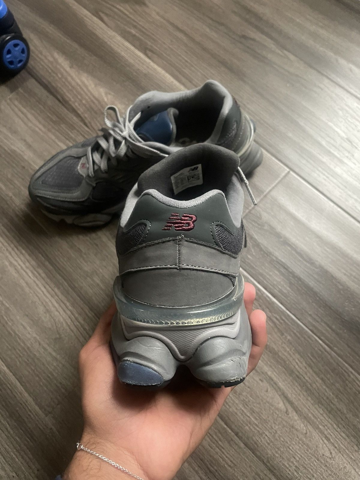 New Balance New Balance 9060 Grey Size US 10 / EU 43 - 4 Thumbnail