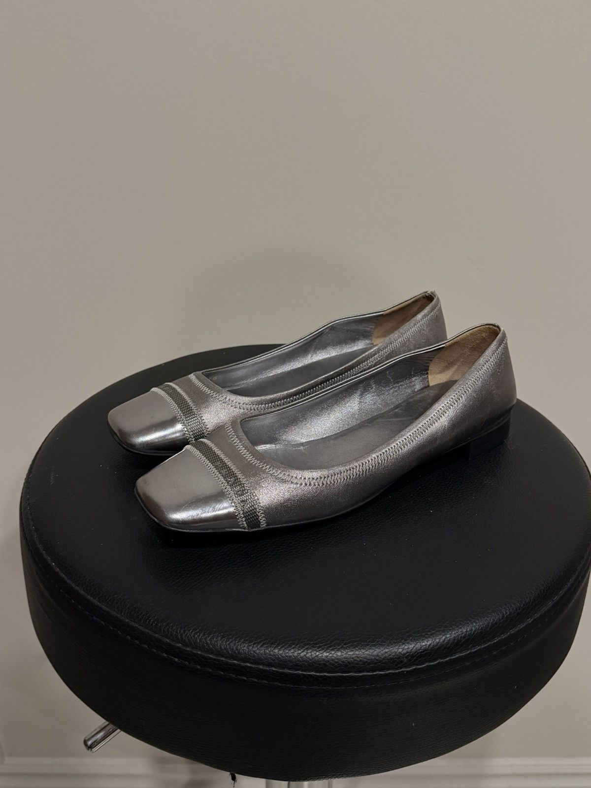 Prada ELIZABETH TAYLOR PRADA SHOES Size US 7 / IT 37 - 1 Thumbnail