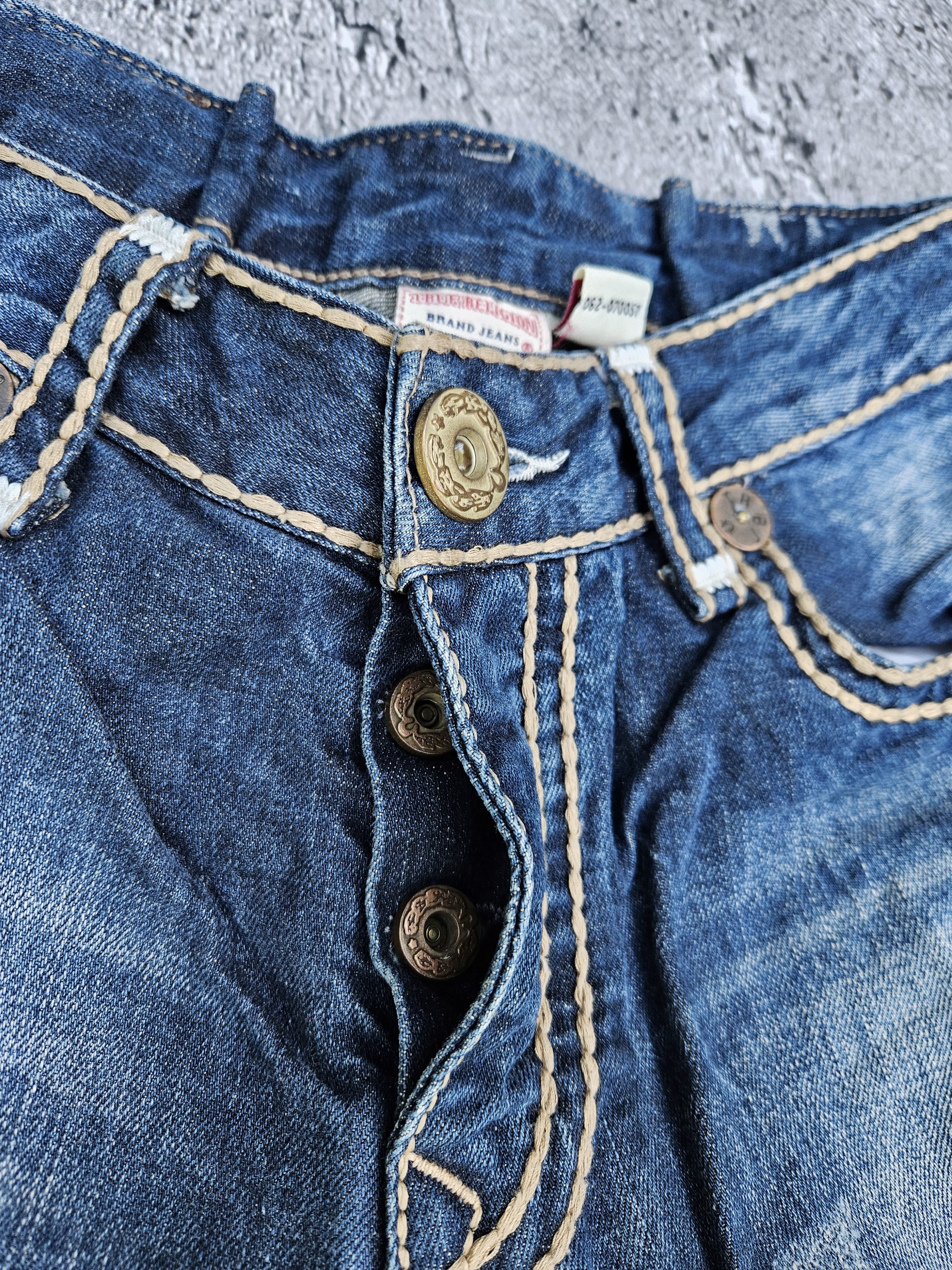 True Religion True religion back flap contrast stitch washed denim Size US 34 / EU 50 - 11 Thumbnail