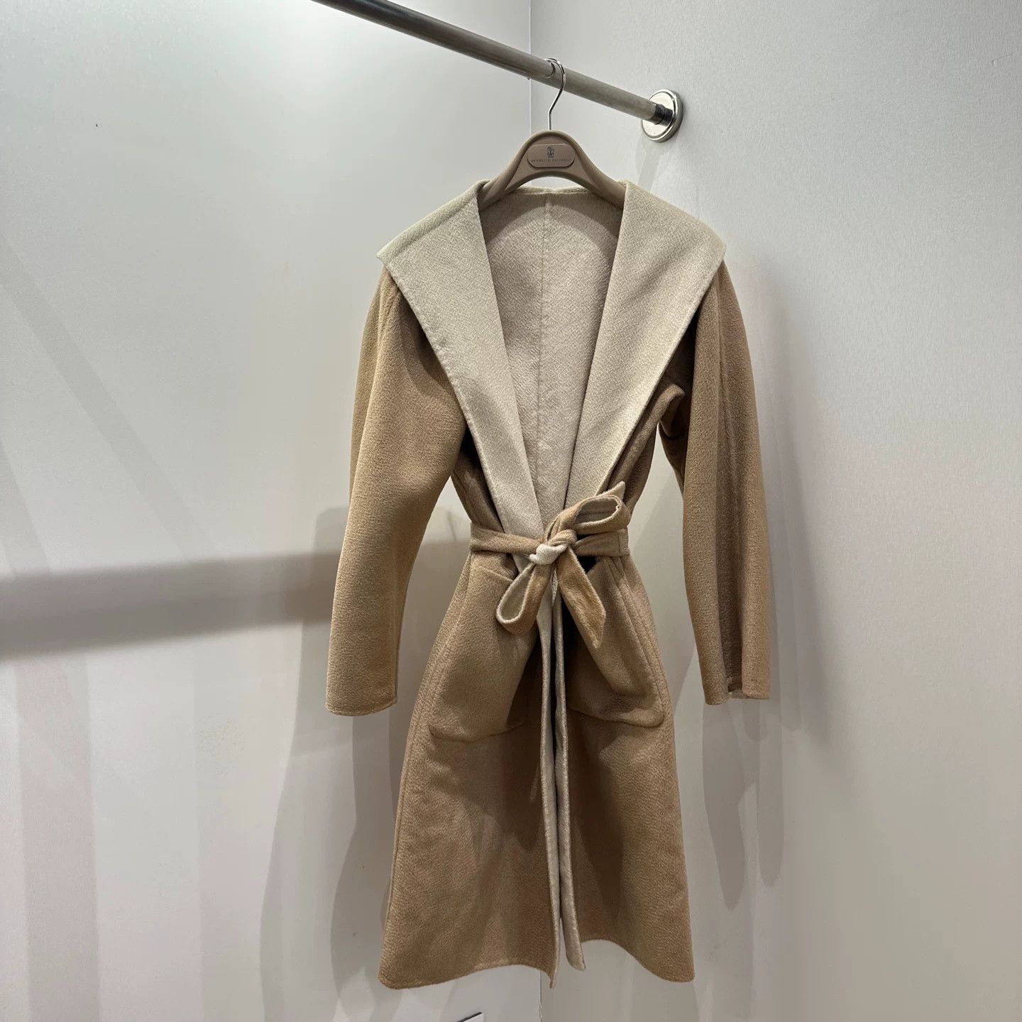 Max Mara Max Mara Coat S Women Size S / US 4 / IT 40 - 1 Thumbnail