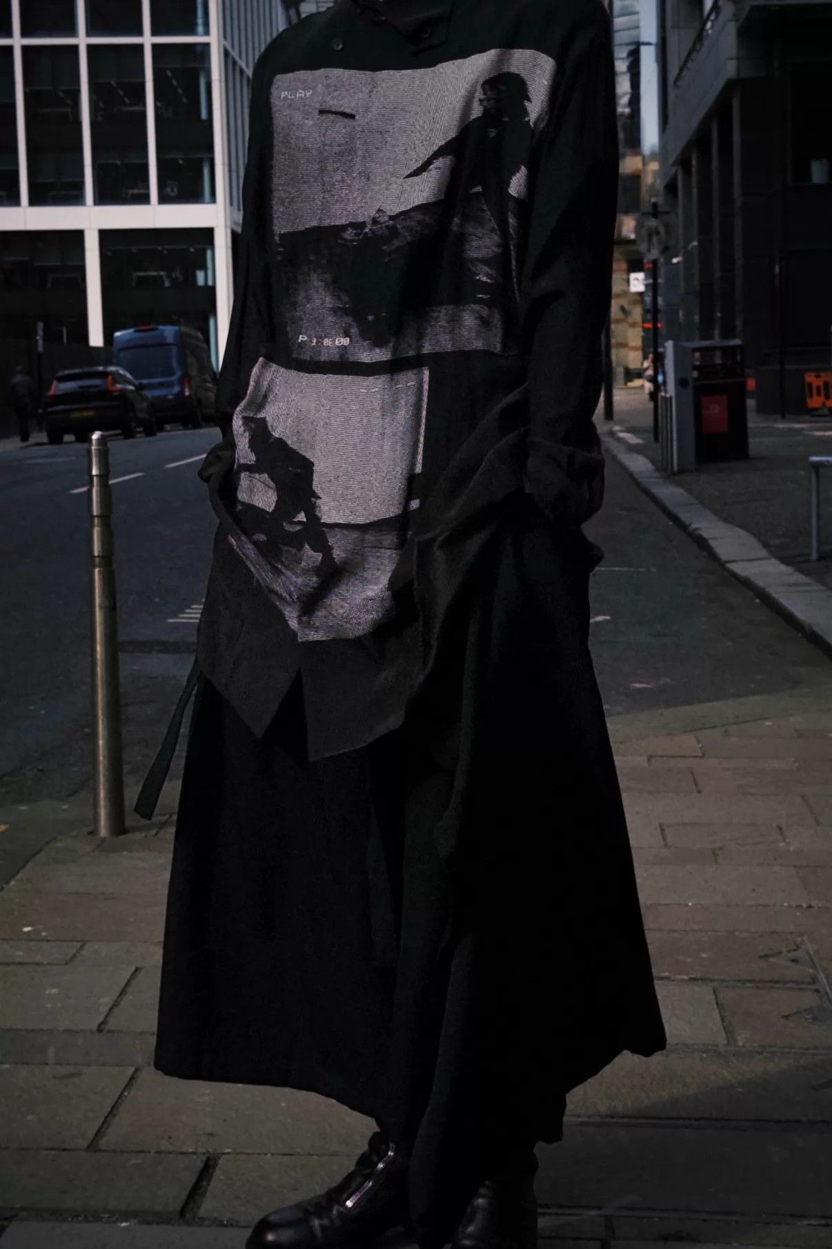 Yohji Yamamoto Yohji Yamamoto 22SS 100% Silk Movie Print Shirt Size US M / EU 48-50 / 2 - 6 Thumbnail