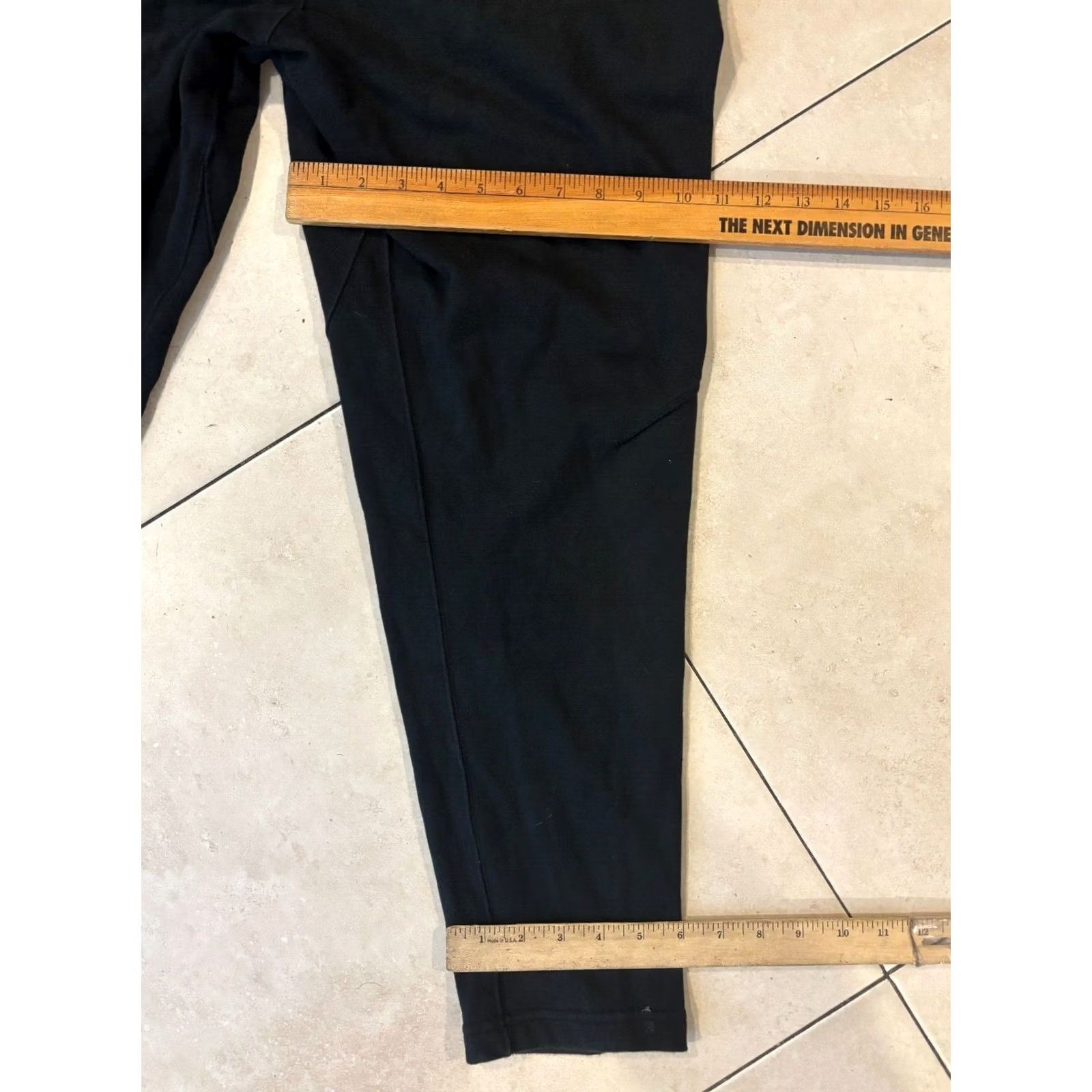 Nike VINTAGE Nike Fleece Jogger Sweatpants Mens Size M Black 4419 Nike Fleece 90s Grunge Athletic Pants Mens Black Size US 31 - 7 Thumbnail