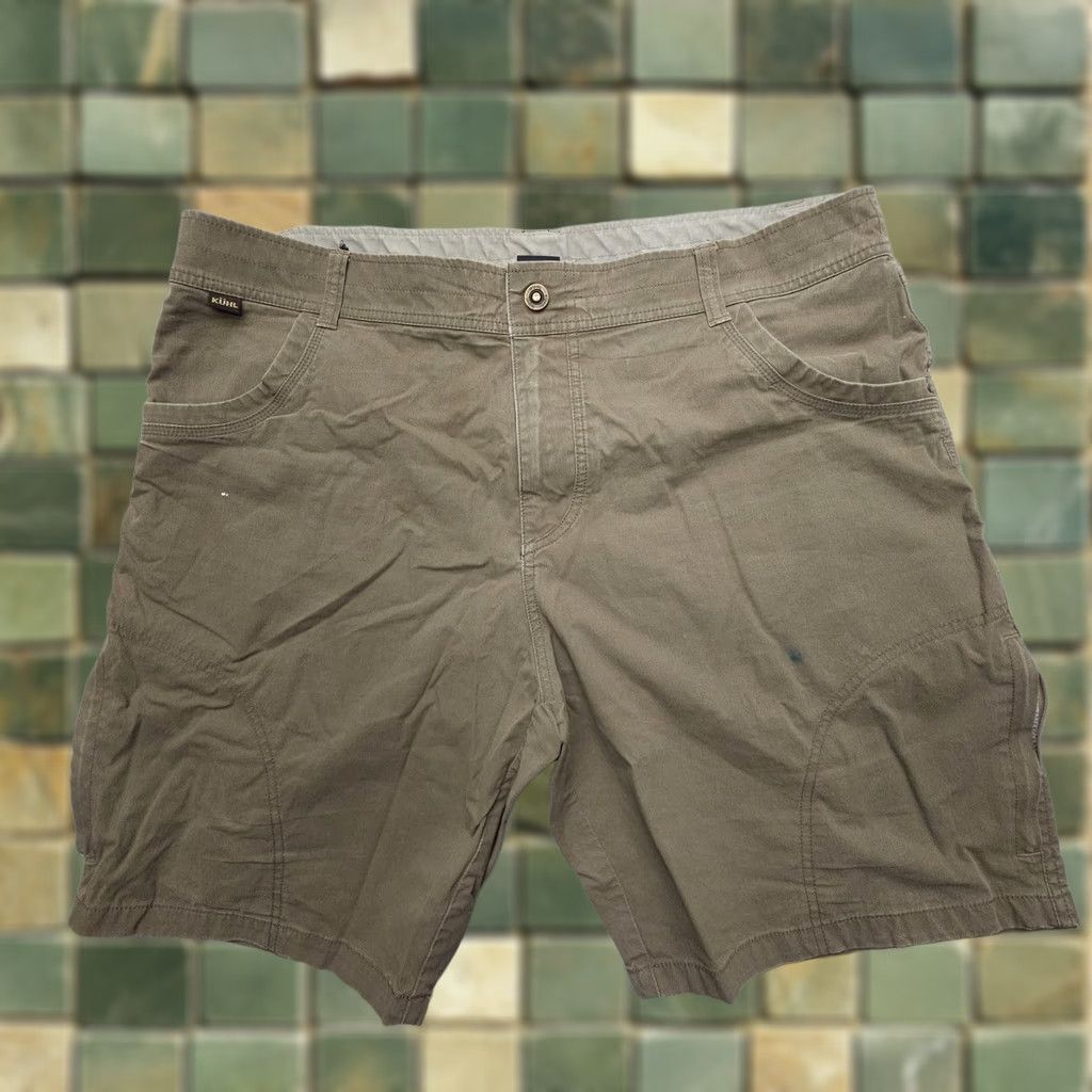 Vintage Kuhl Ramblr Cargo Shorts Mens 40 Khaki Patina Dye Cotton Workwear Hiking Travel Cargo Shortses Regular Beige 40 Mens Size US 40 / EU 56 - 1 Thumbnail