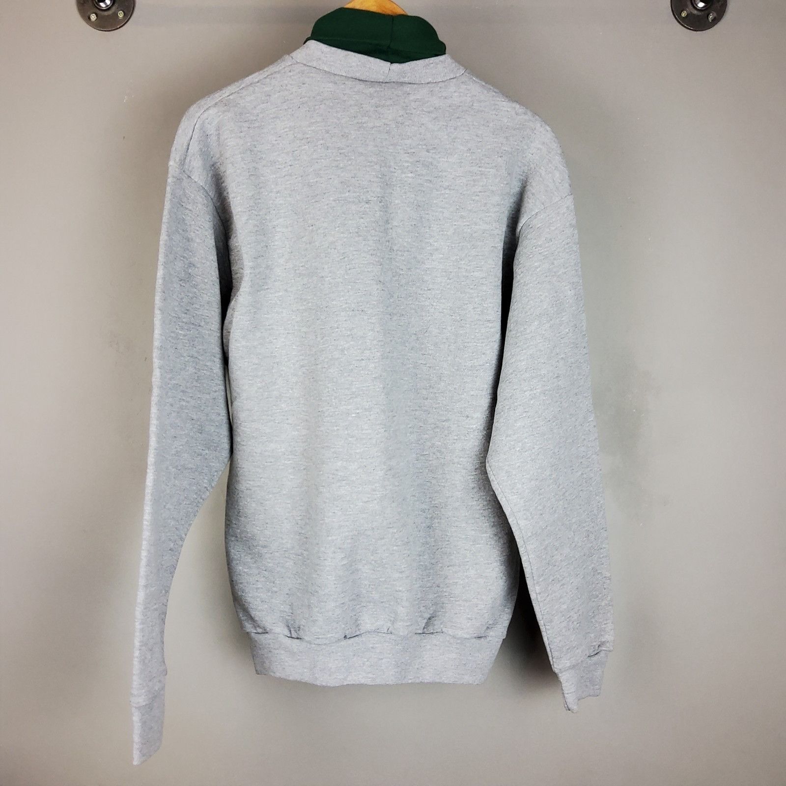 Nike Vintage Nike Men's Grey Sweater Shirt Size Large Green Turtl Size US L / EU 52-54 / 3 - 2 Thumbnail