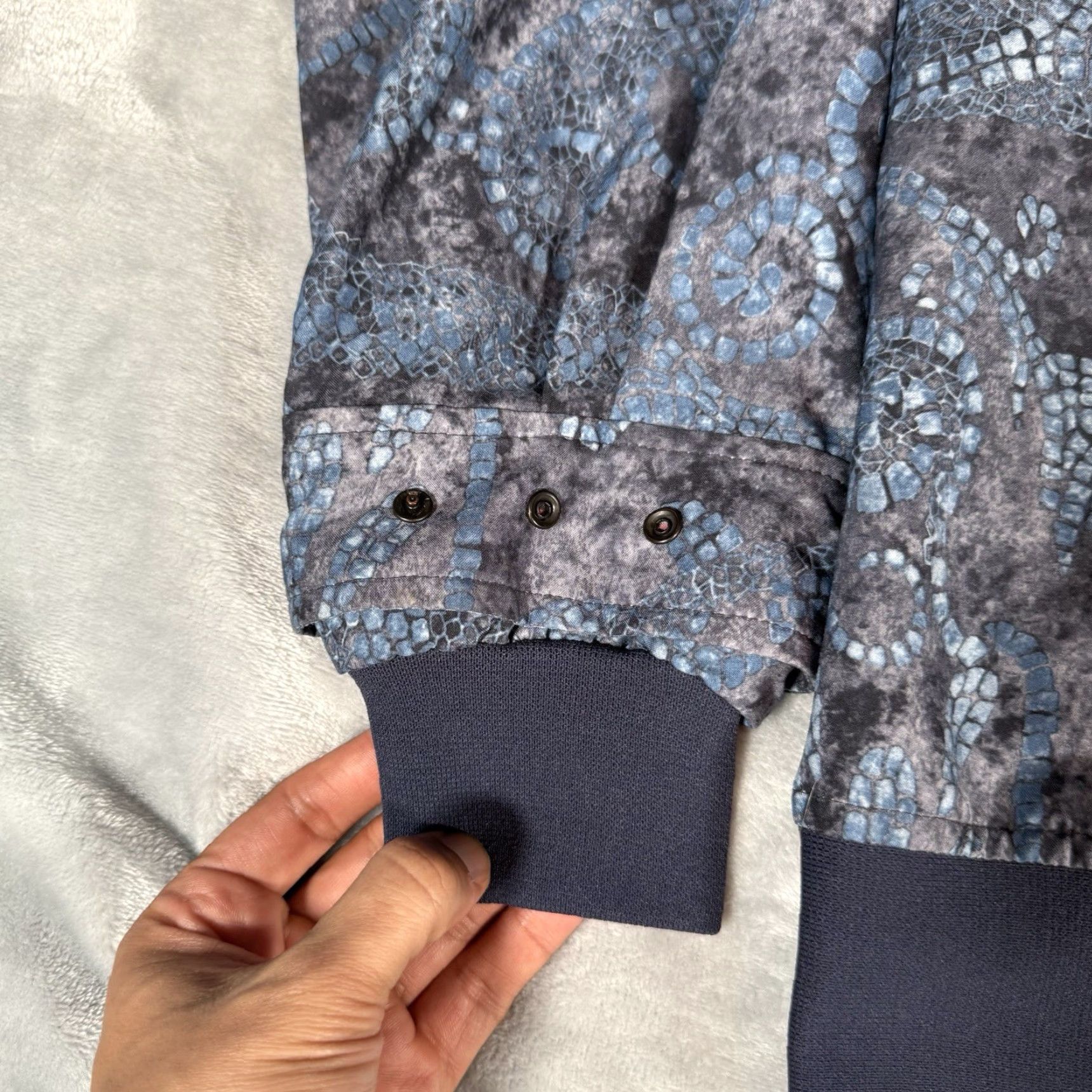 Vintage VINTAGE Zero Restriction Superlight Windshirt Womens S Oversized 90s Abstract Geometric Blue Casual Sleeve Mock Neck Pullover Zip Size S / US 4 / IT 40 - 3 Thumbnail