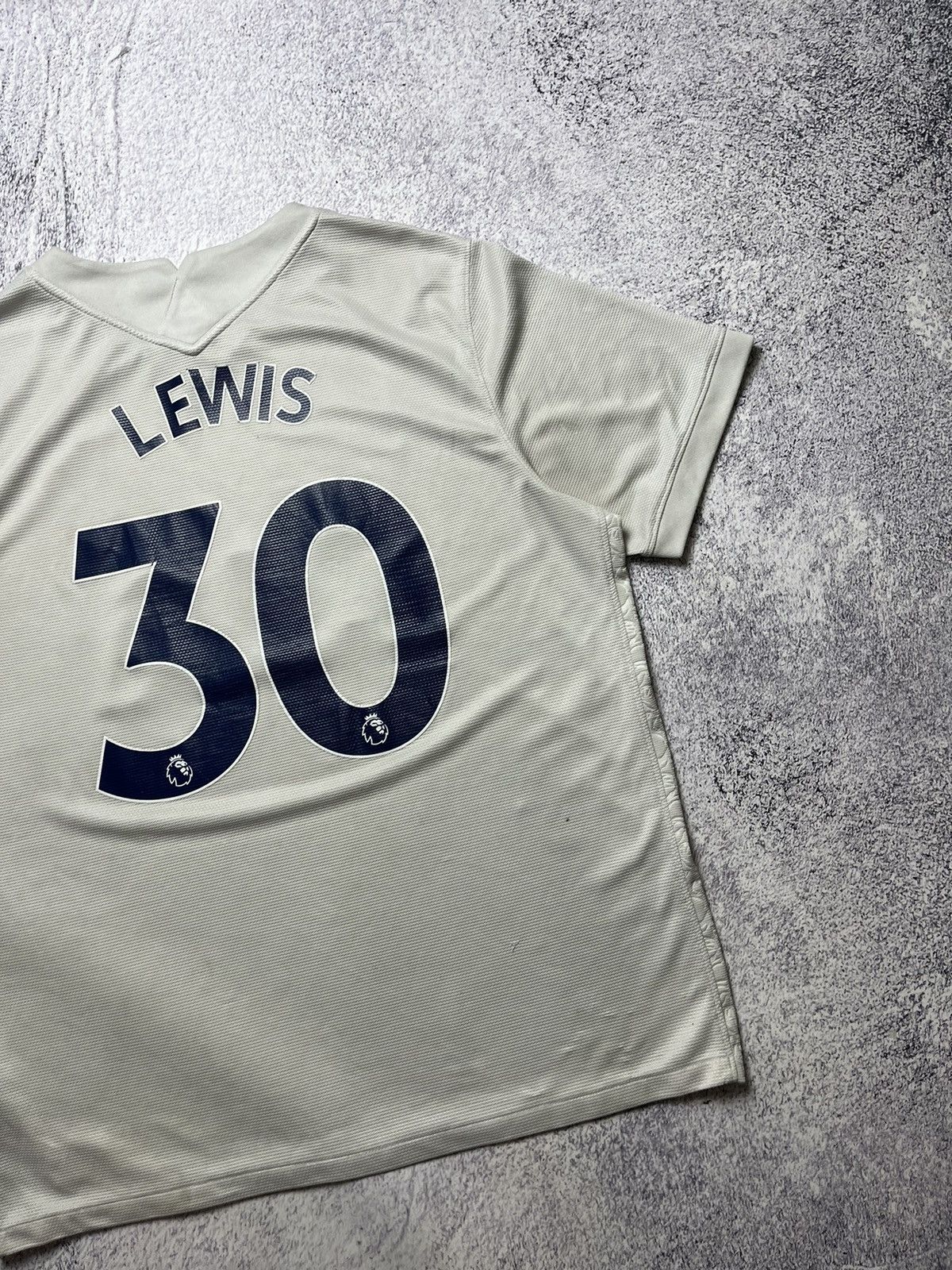 Nike × Vintage Vintage Tottenham Hotspur 30 Lewis Home Shirt 2021/22 Small Size US XL / EU 56 / 4 - 19 Thumbnail