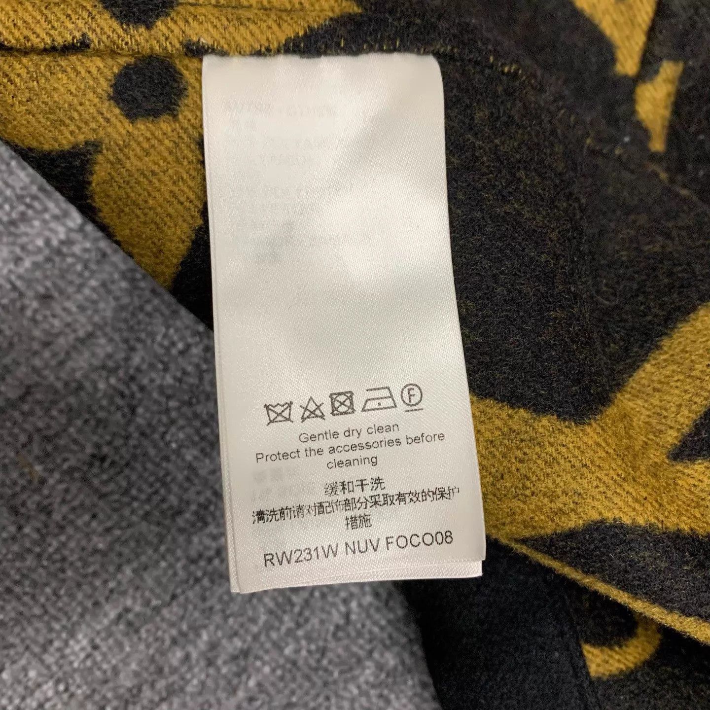 Louis Vuitton LV Monogram Oversized Wool Hood Stowable Coat 40 Size M / US 6-8 / IT 42-44 - 8 Thumbnail