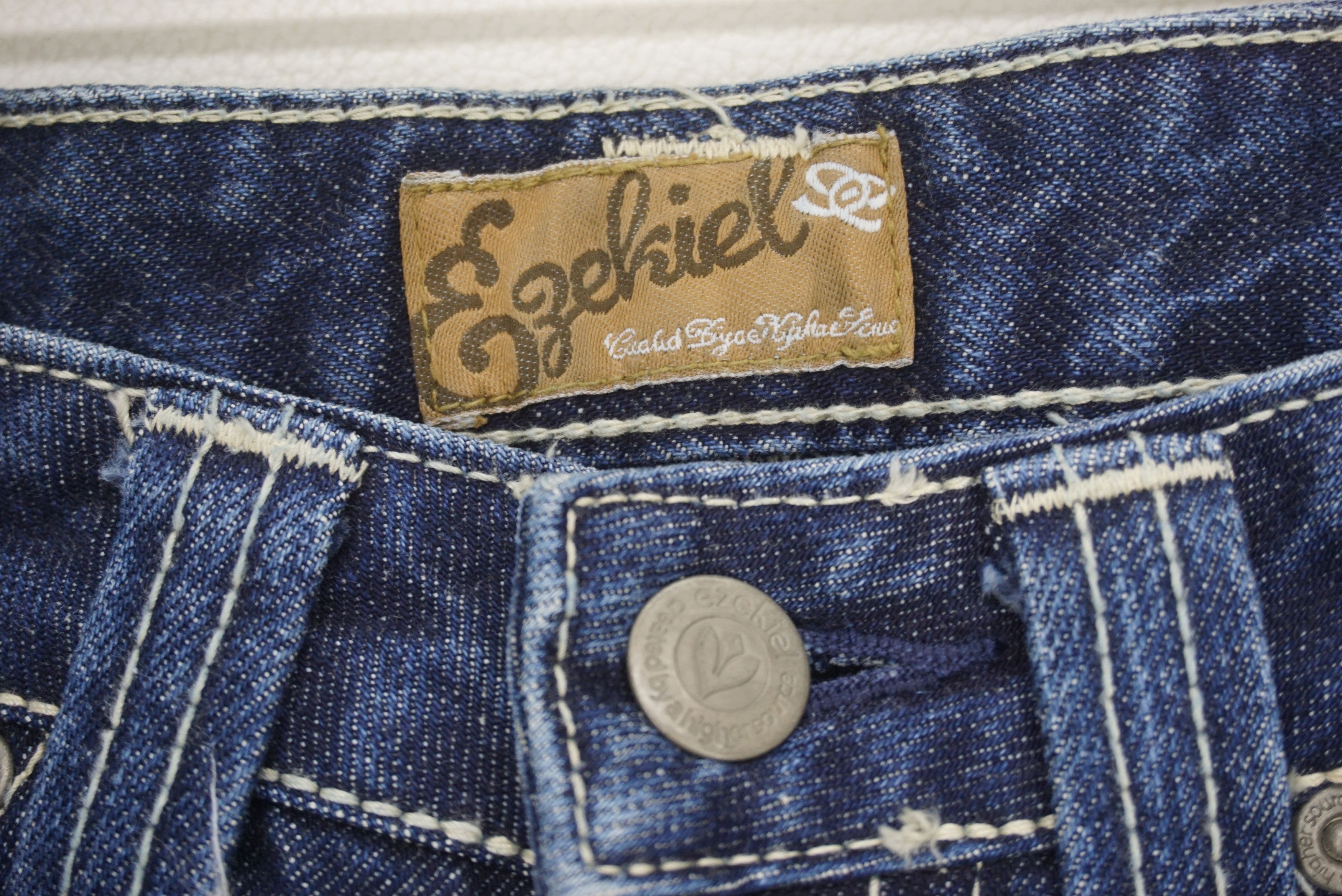 Ezekiel Ezekiel Jeans Size 26 fit W30xL33.5 Low Rise Bootcut Denim Size 26" / US 2 / IT 38 - 12 Thumbnail