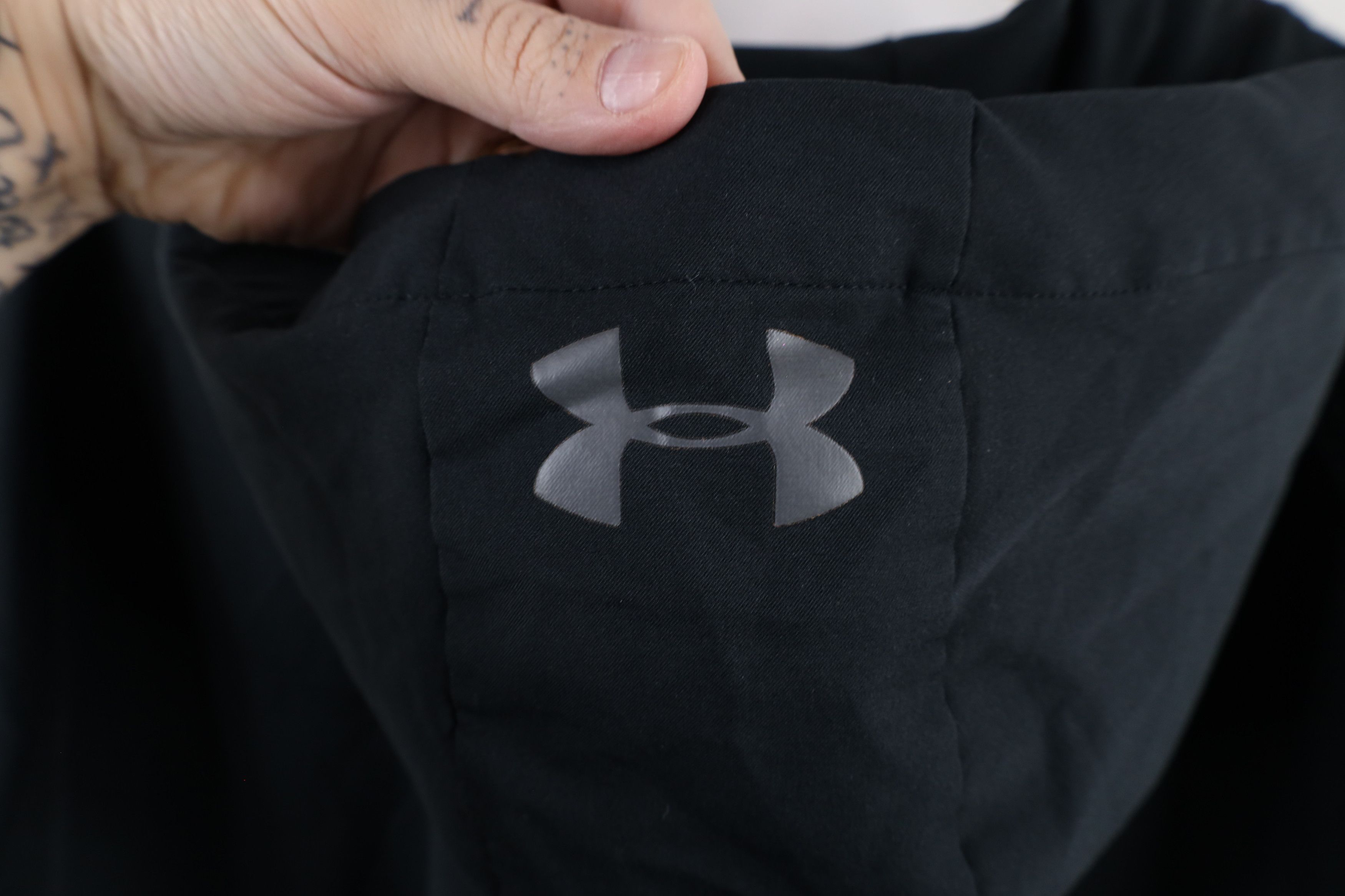 Under Armour × Vintage Under Armour Loose Fit ColdGear Full Zip Hooded Jacket Black Size US L / EU 52-54 / 3 - 10 Thumbnail