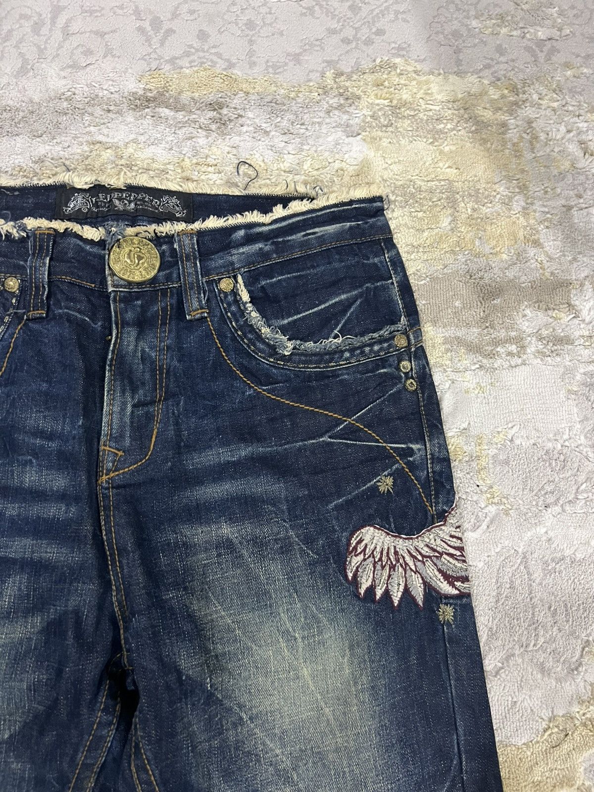 If Six Was Nine Y2K Red Pepper Embroidery Wing Studded Fade Wash Jeans Denim Size US 30 / EU 46 - 10 Thumbnail