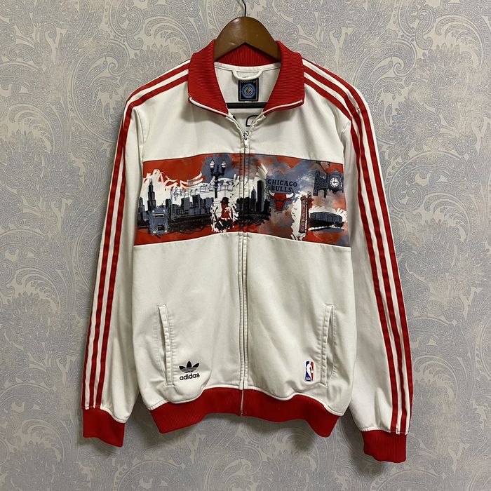 Adidas chicago bulls on sale jacket