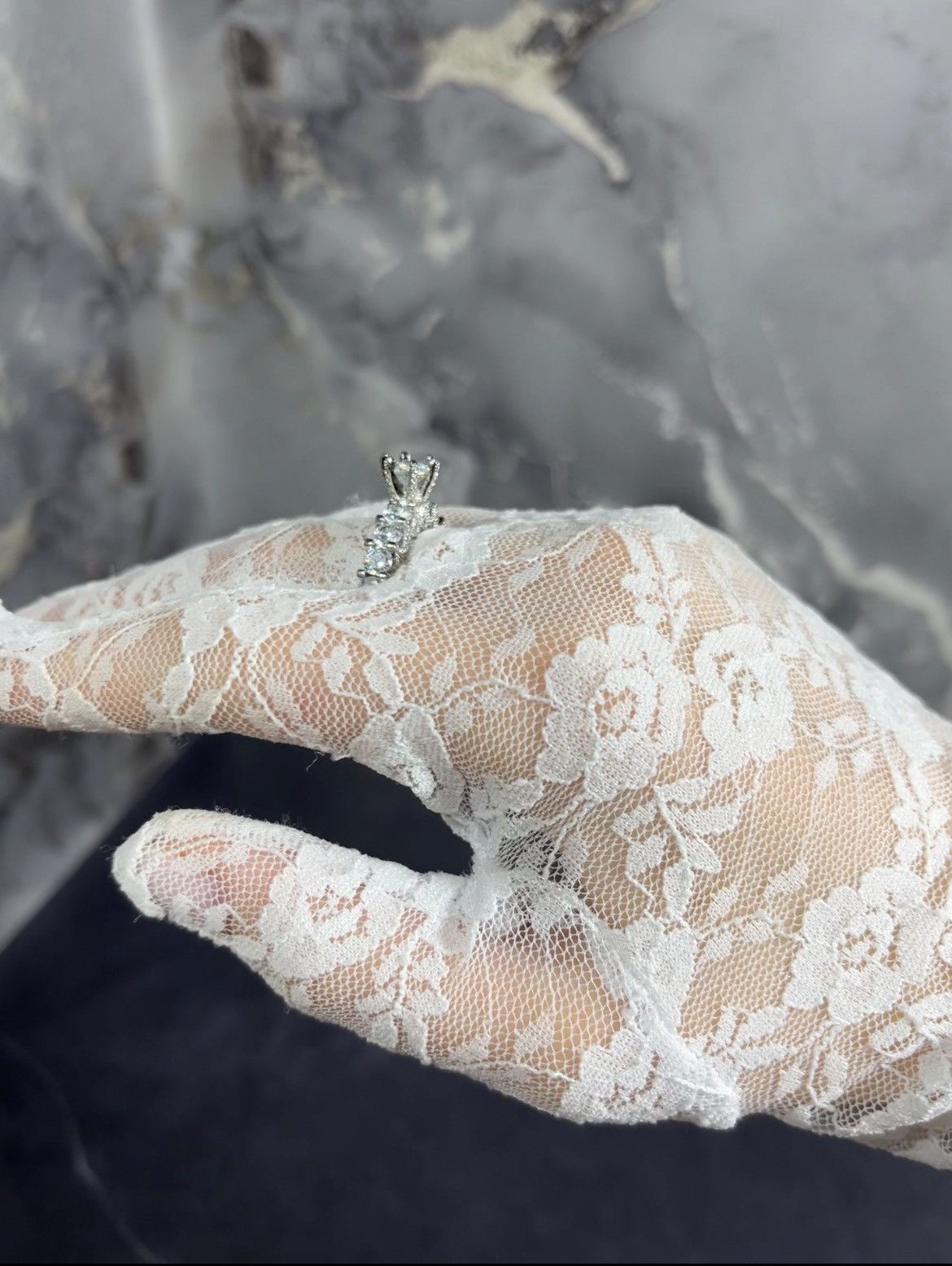 Japanese Brand × Jewelry × Vintage Luxury Eternity Band with Solitaire – Japanese Brand Size ONE SIZE - 12 Thumbnail