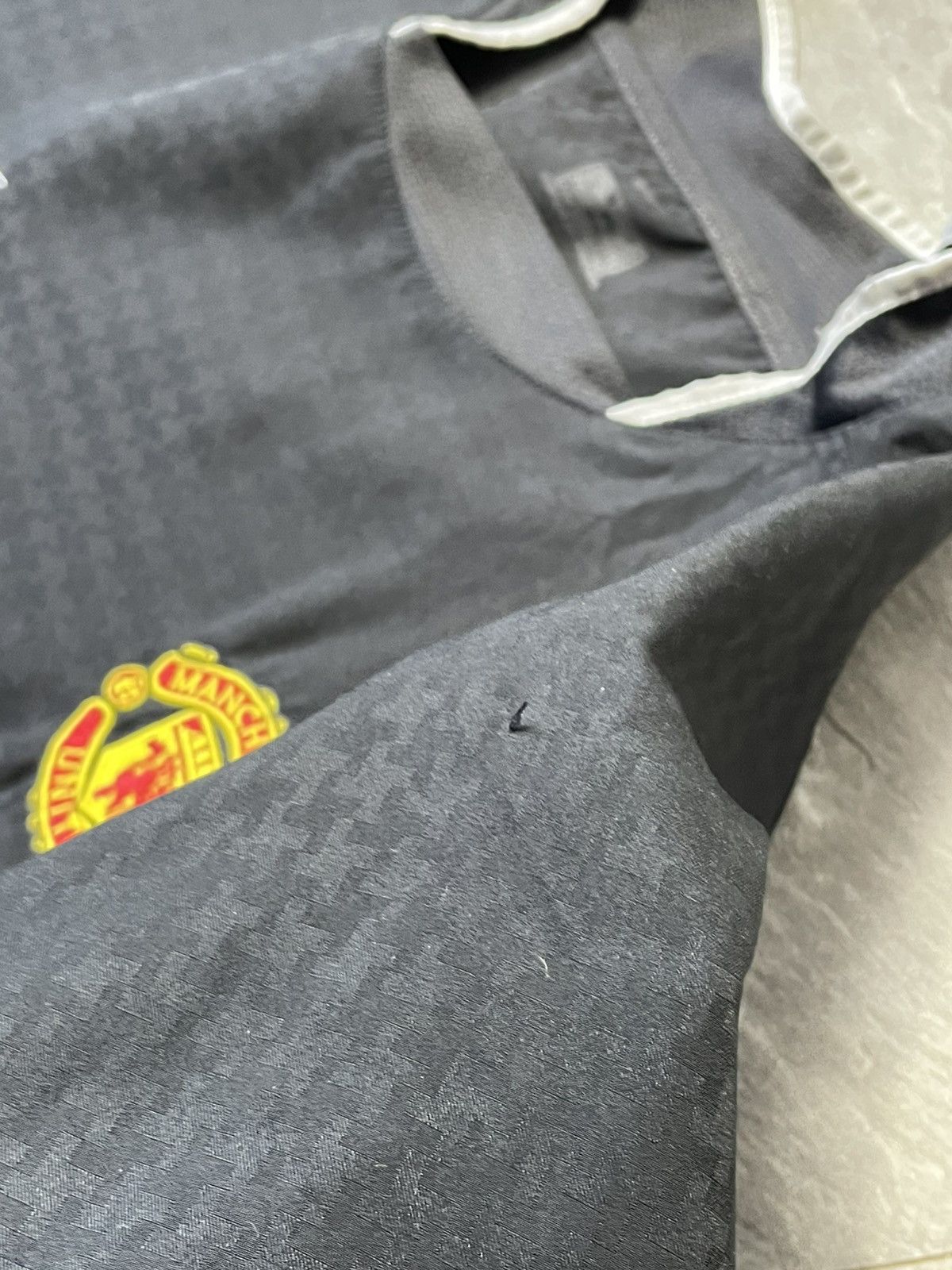 Nike Nike Manchester United 2003 2005 Vintage Away Soccer Jersey Size US L / EU 52-54 / 3 - 3 Thumbnail