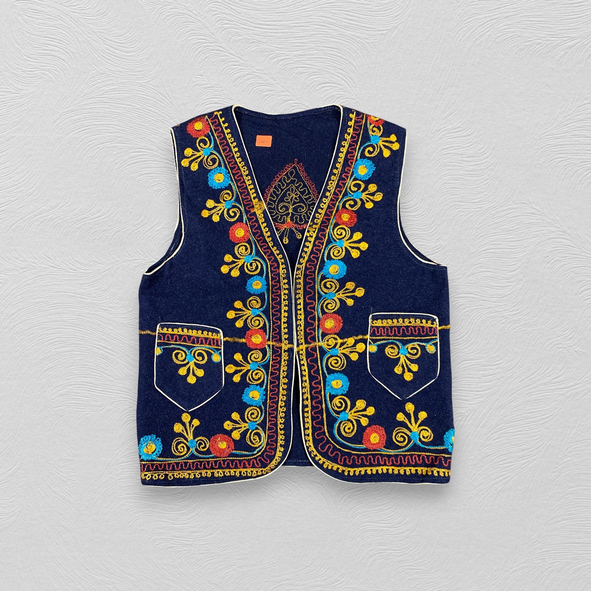 Japanese Brand 💥Rare💥Vintage Embroided Floral Vest Jacket- J457 Size US XXS / EU 40 - 1 Thumbnail