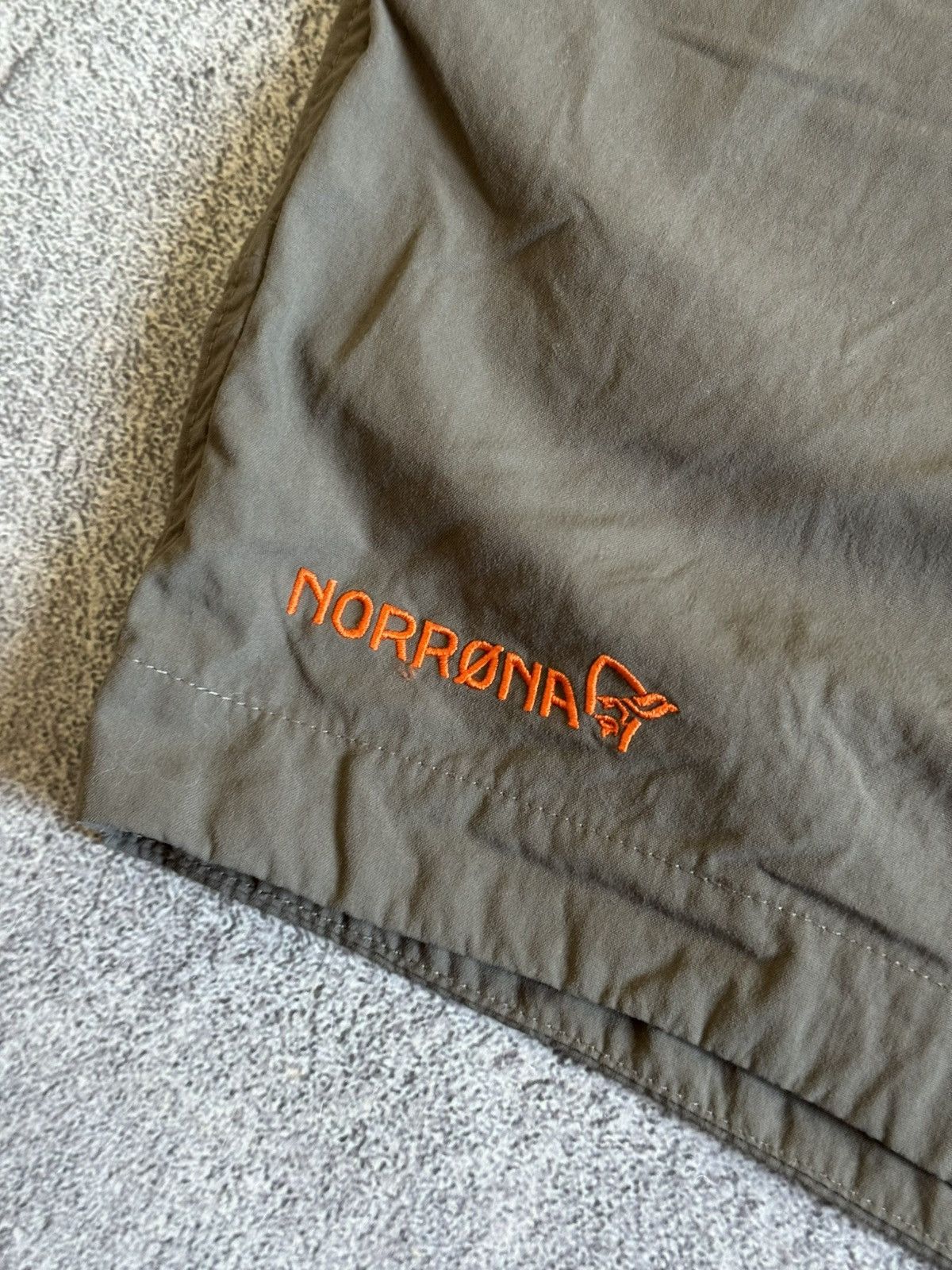 Norrona Norrona L wmns gorpcore cargo shorts 🩳 Size 27" / US 4 / IT 40 - 4 Thumbnail