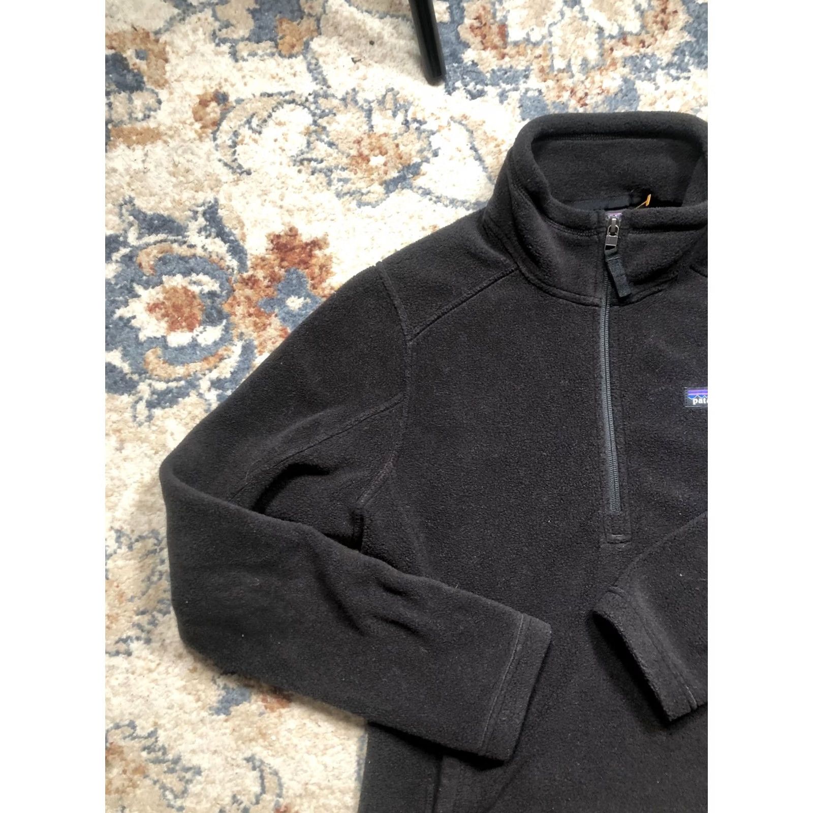 Patagonia Patagonia Synchilla Fleece Pullover Jacket Womens Medium Black 1/4 Zip Pockets Raglan Sleeves Front Logo Size M / US 6-8 / IT 42-44 - 3 Thumbnail