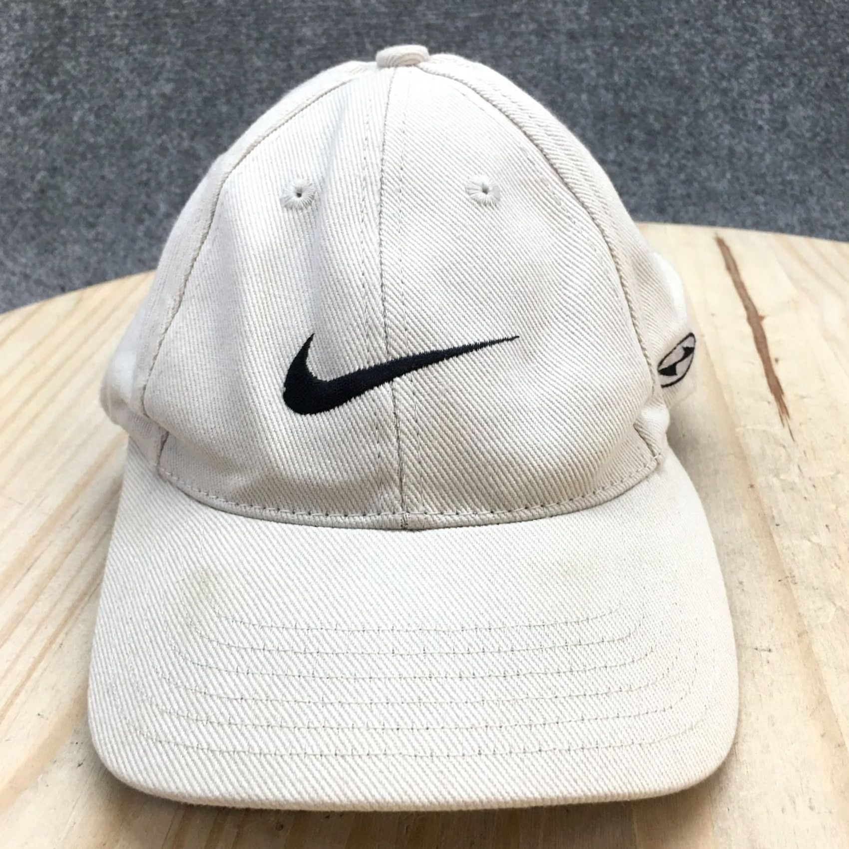 Nike Nike Baseball Cap Hat Mens Beige One Size Logo Embroidered Curved Brim Cotton Size ONE SIZE - 2 Thumbnail
