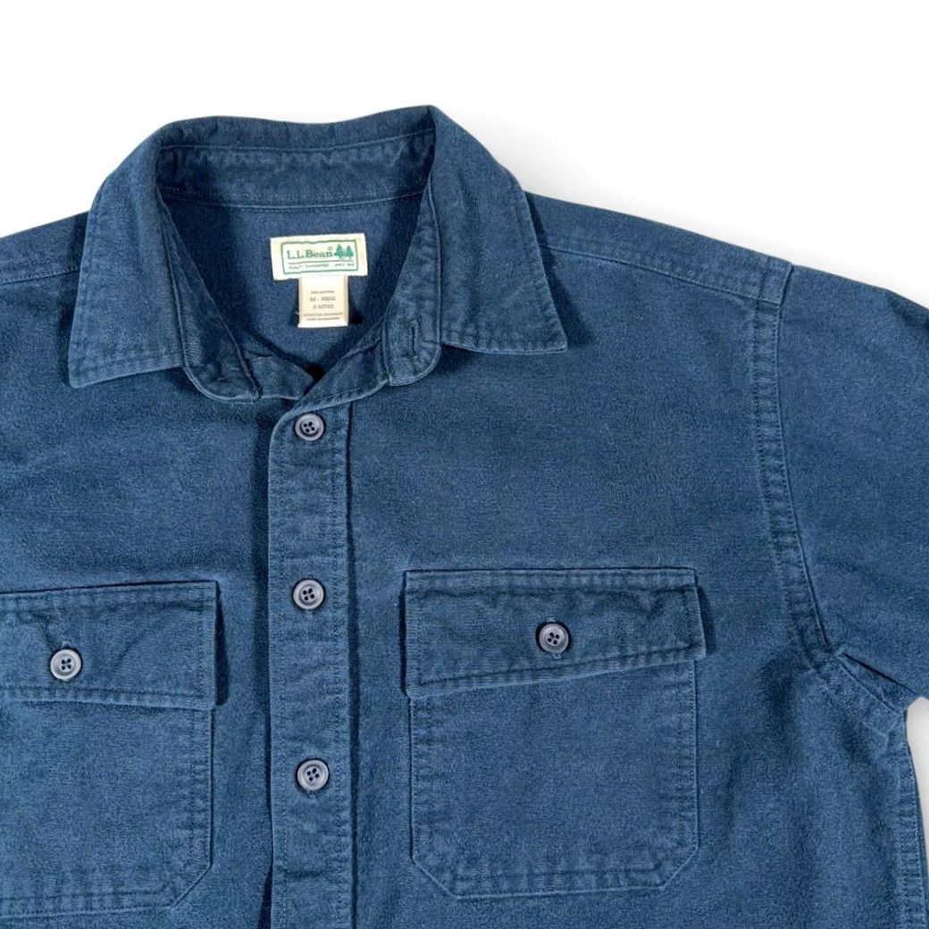 Vintage VINTAGE LL Bean Shirt Mens Blue Chamois Flannel 90s Heritage Button-Up Pocketed 30" Length Medium... Size US M / EU 48-50 / 2 - 2 Thumbnail