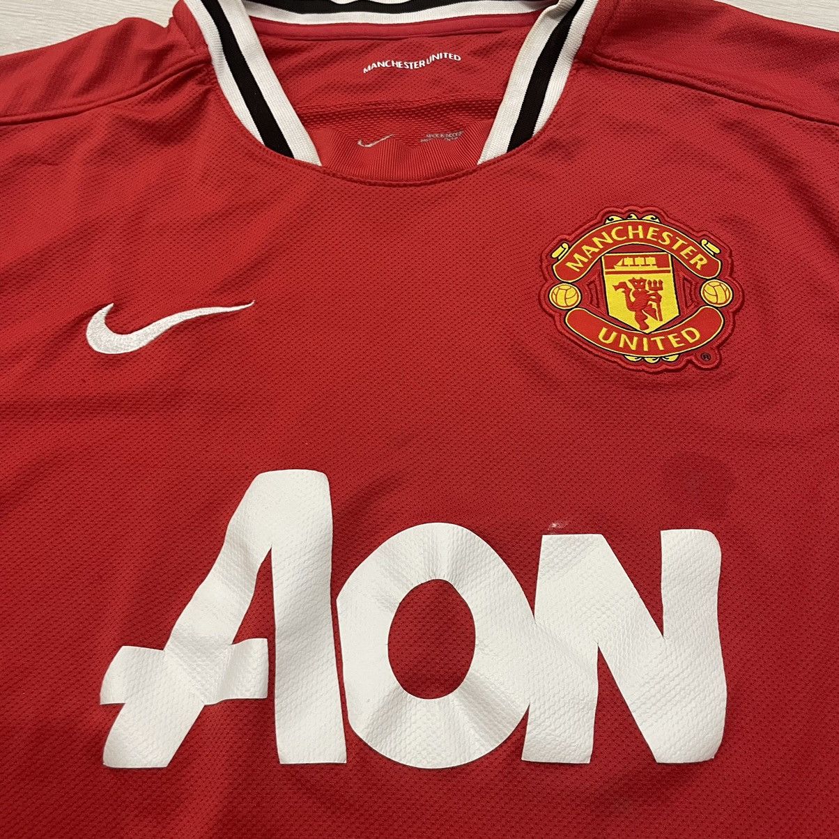 Nike Nike AON MANCHESTER UNITED shirt jersey tee RED MATCH WORN Size US L / EU 52-54 / 3 - 5 Thumbnail