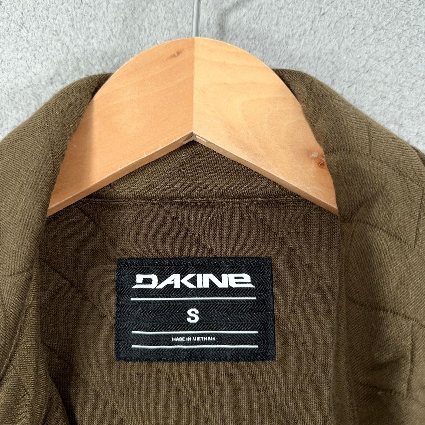 Dakine Dakine Shirt Jacket Mens Small Brown Quilted Snap Front Insulated Casual 1008881 Size US S / EU 44-46 / 1 - 2 Thumbnail