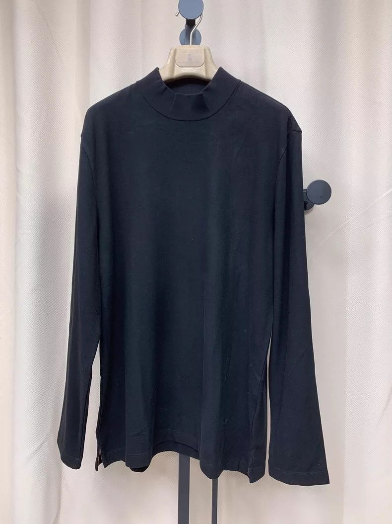 Loro Piana LORO PIANA Small half high collar bottom LP press worded w Size US XL / EU 56 / 4 - 1 Thumbnail