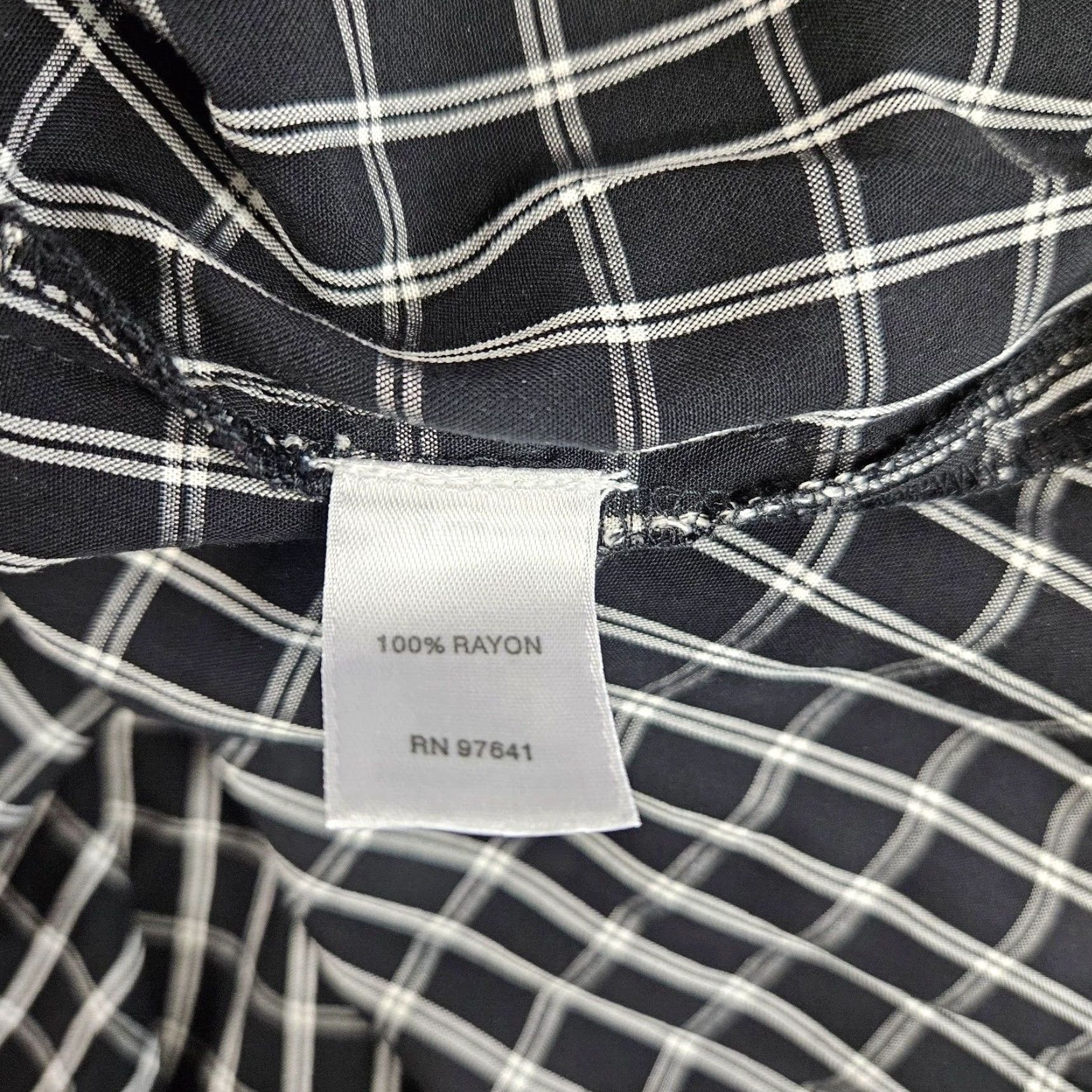 J. Jill VINTAGE J Jill Womens Back Button Top Sz Medium Black White Windowpane Long Sleeve Size M / US 6-8 / IT 42-44 - 5 Thumbnail