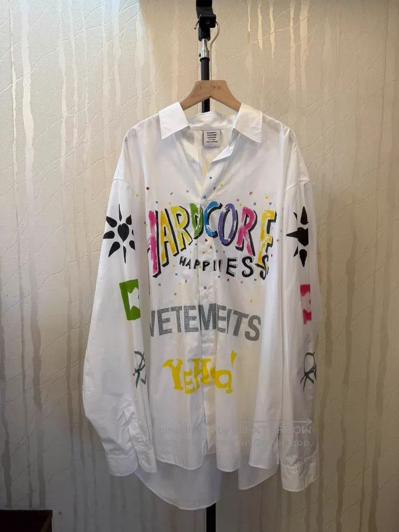 Vetements Vetements White Graffiti Shirt Size US M / EU 48-50 / 2 - 1 Thumbnail